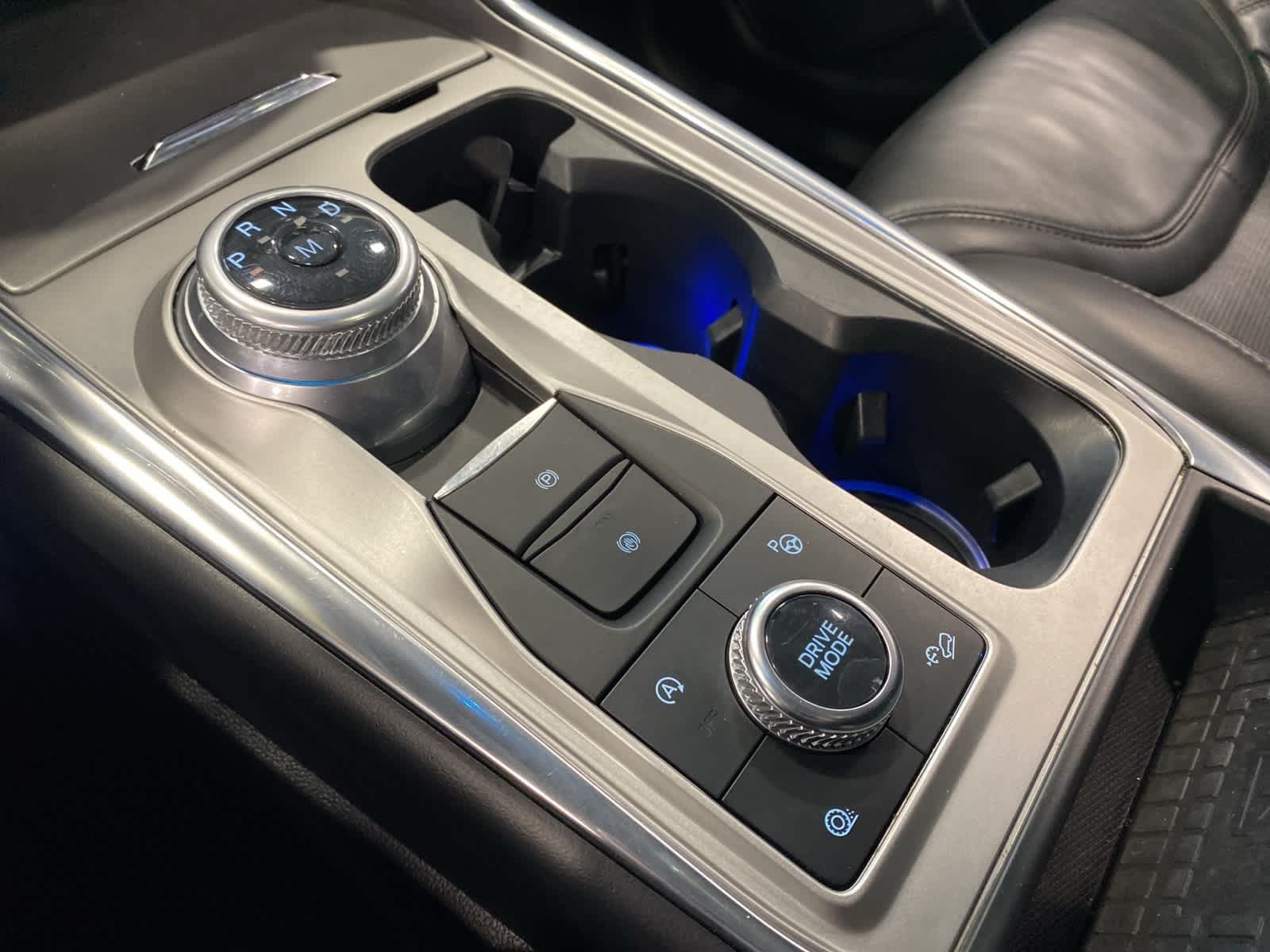 Thumbnail: 2020 Ford Explorer - 22