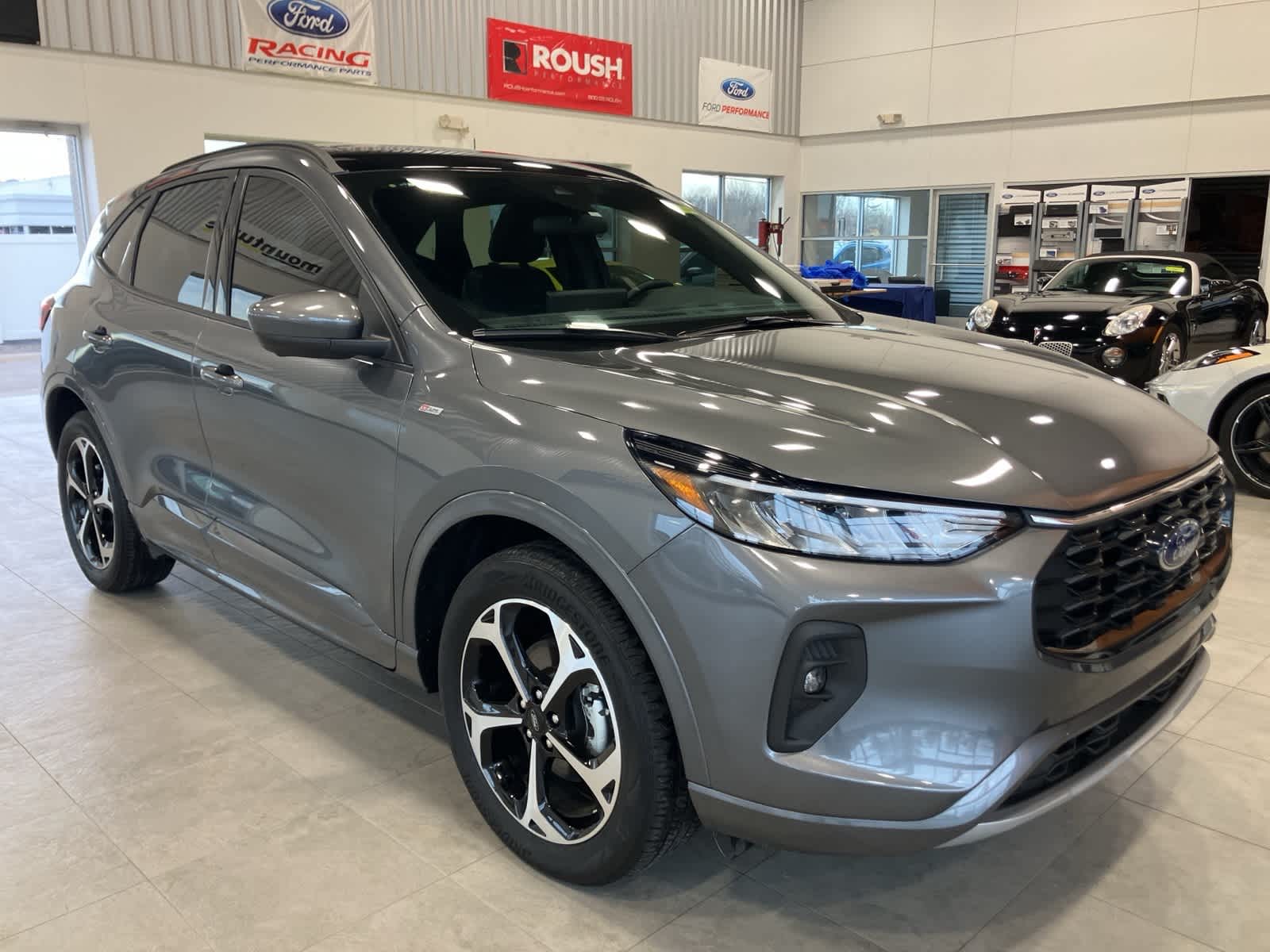 Thumbnail: 2023 Ford Escape - 3