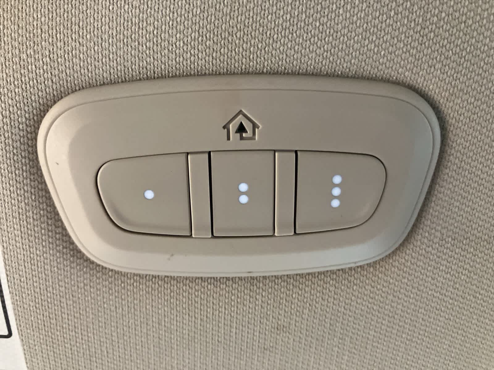 Thumbnail: 2016 Jeep Cherokee - 27