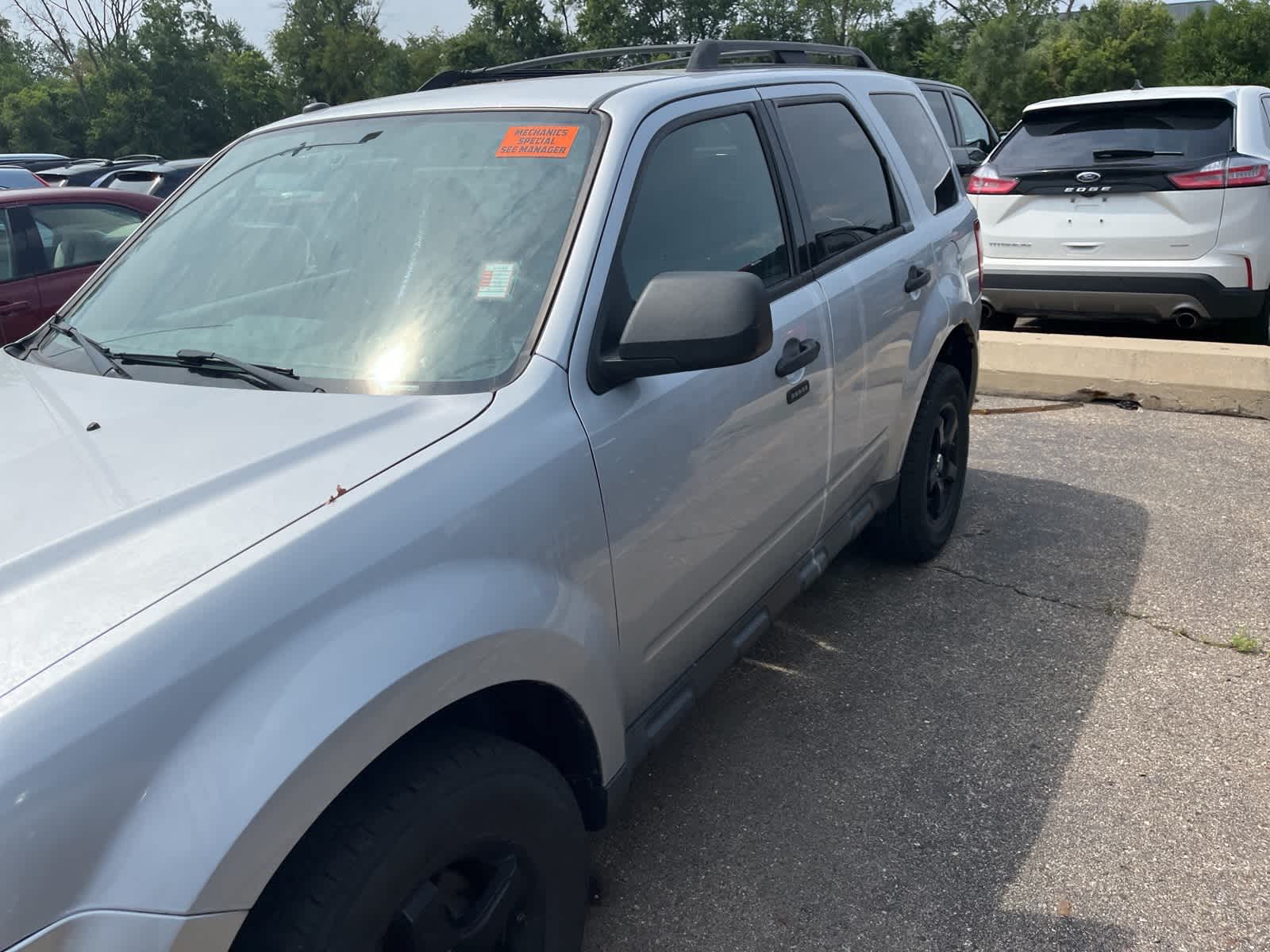 Thumbnail: 2011 Ford Escape - 4