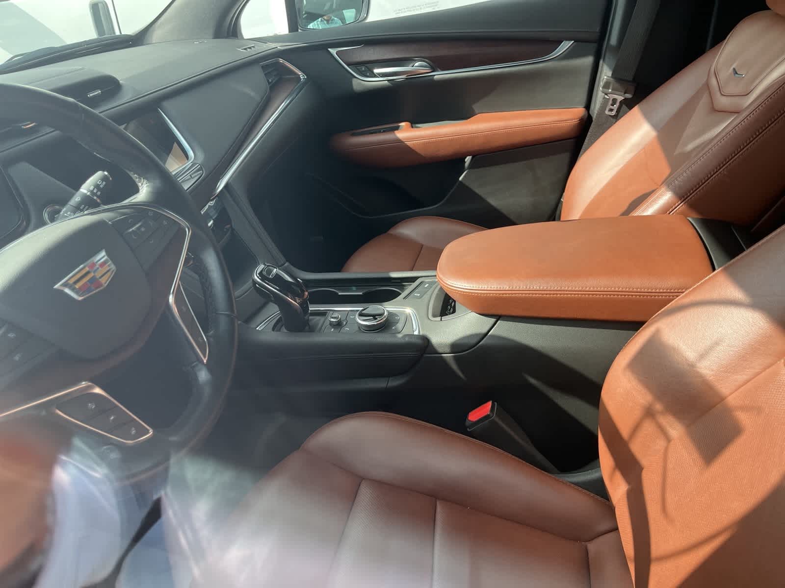 Thumbnail: 2021 Cadillac XT5 - 25