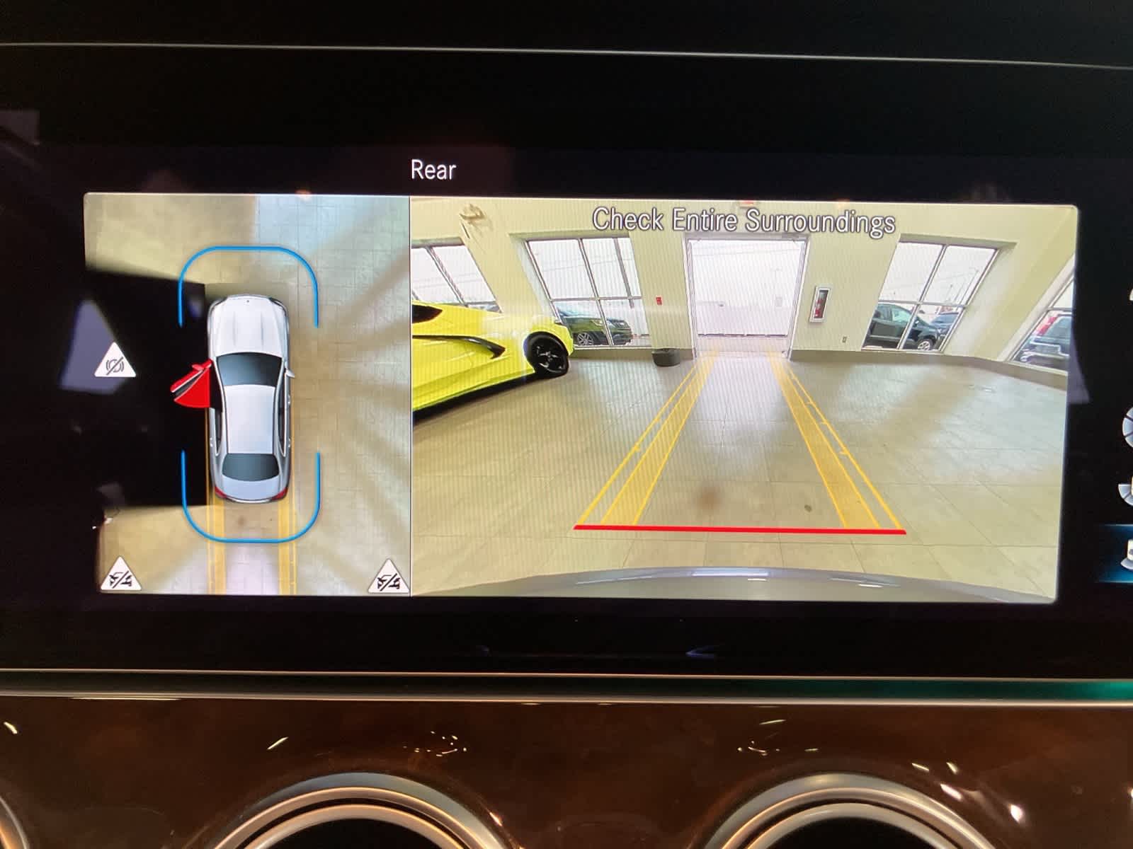 Thumbnail: 2022 Mercedes-Benz E-Class - 24