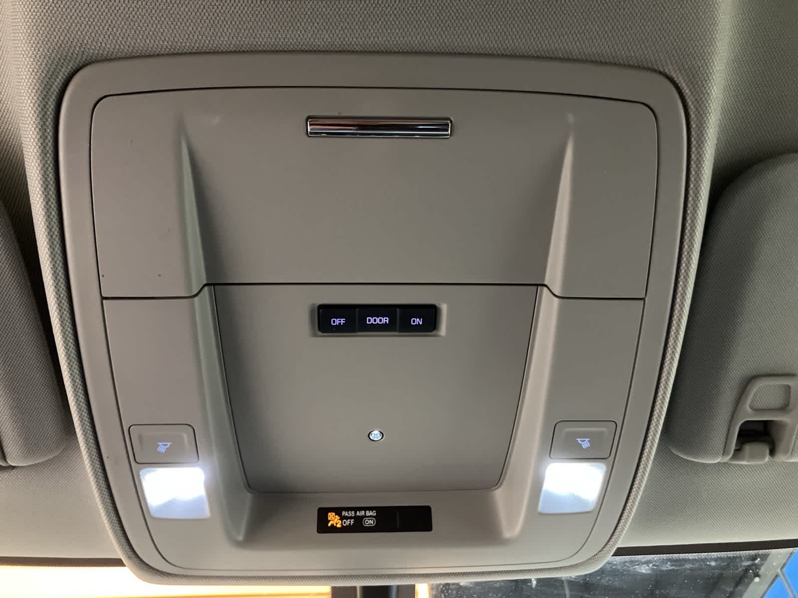 Thumbnail: 2018 Chevrolet Silverado 1500 - 20