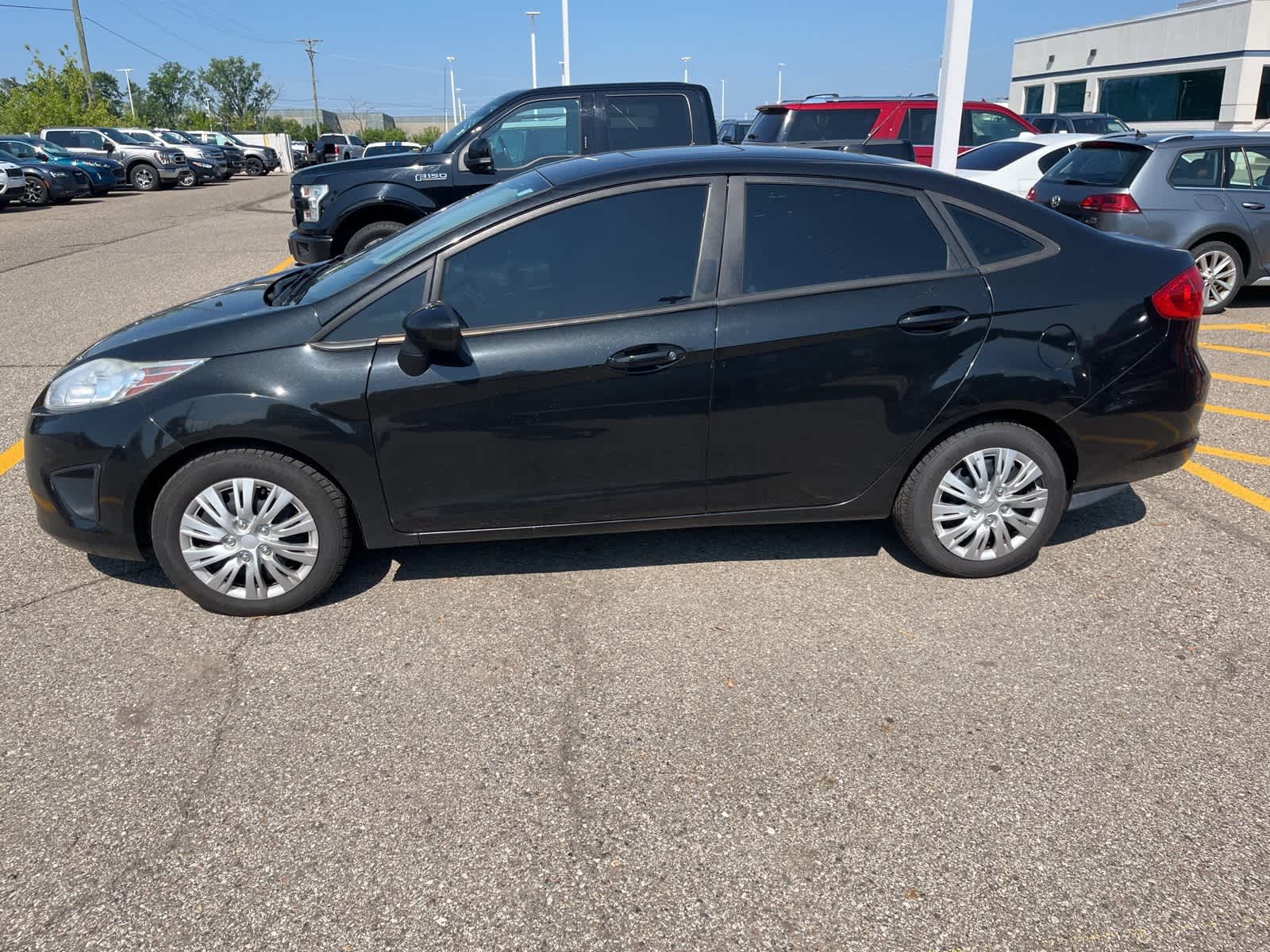 Thumbnail: 2011 Ford Fiesta - 5
