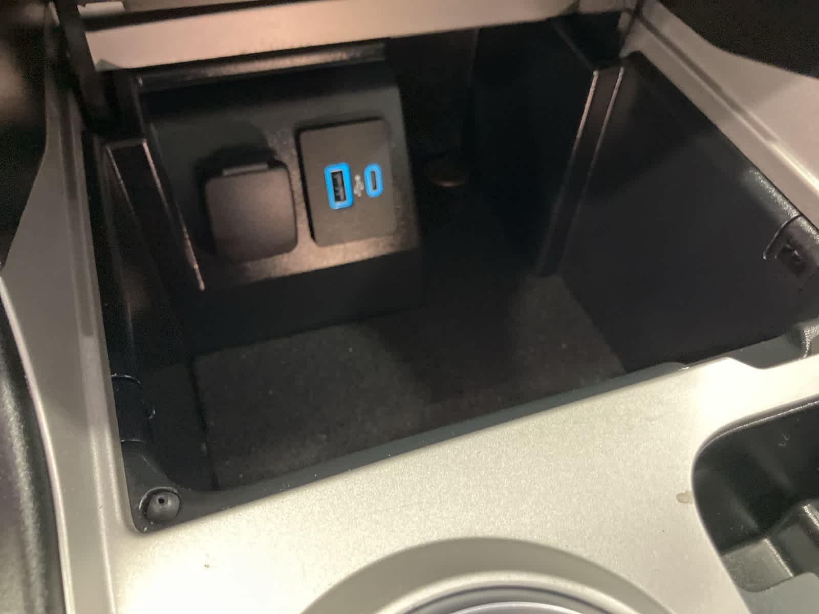 Thumbnail: 2023 Ford Explorer - 14