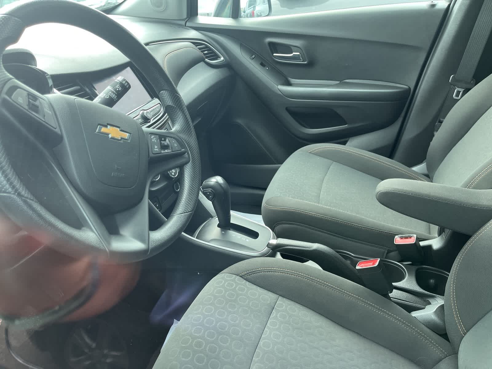 Thumbnail: 2021 Chevrolet Trax - 25