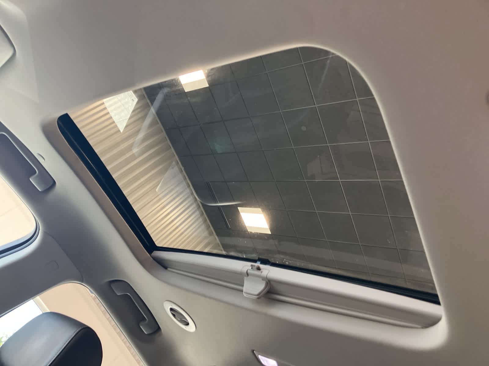 Thumbnail: 2018 Chevrolet Traverse - 11