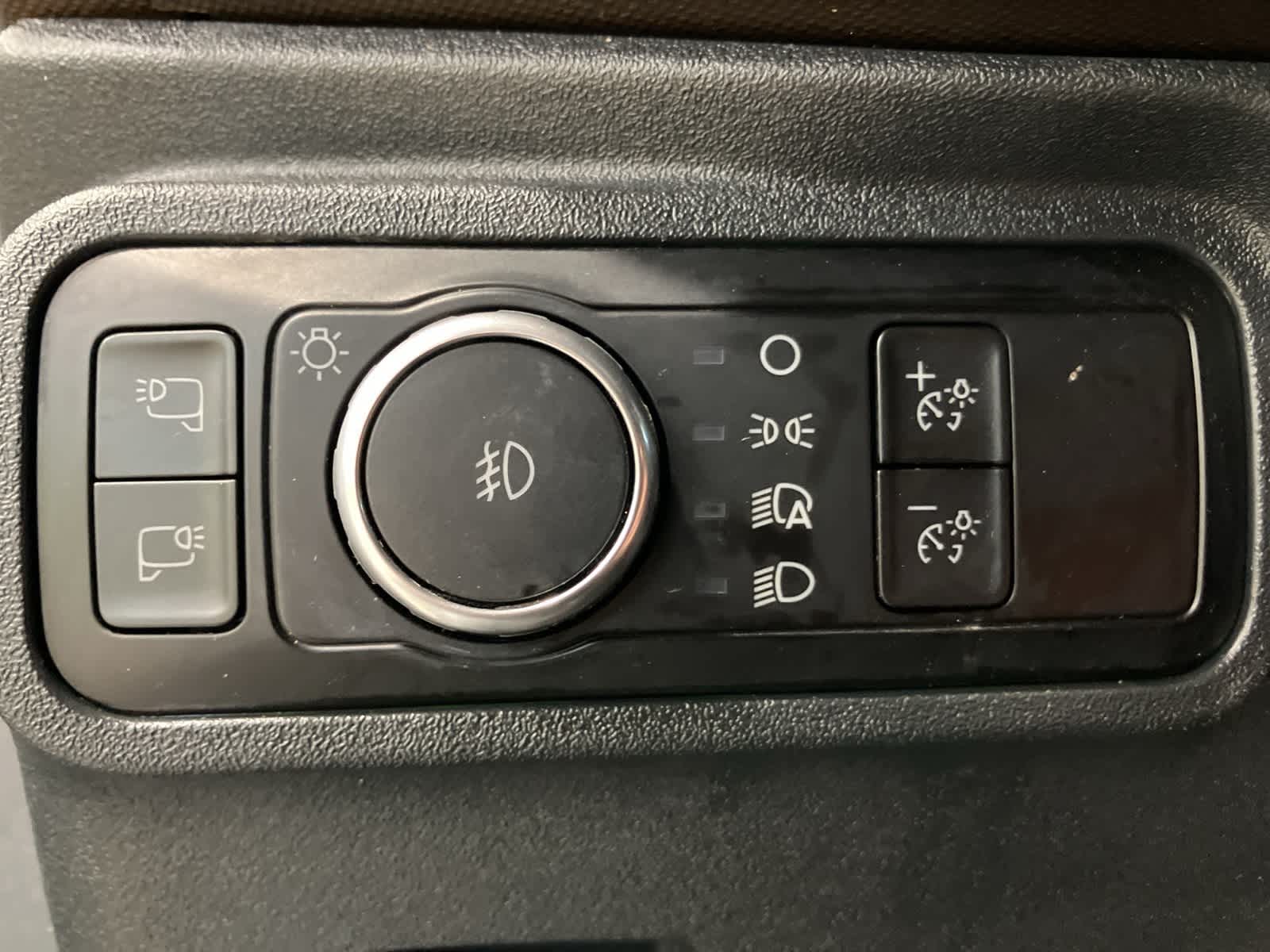 Thumbnail: 2023 Ford Bronco - 13