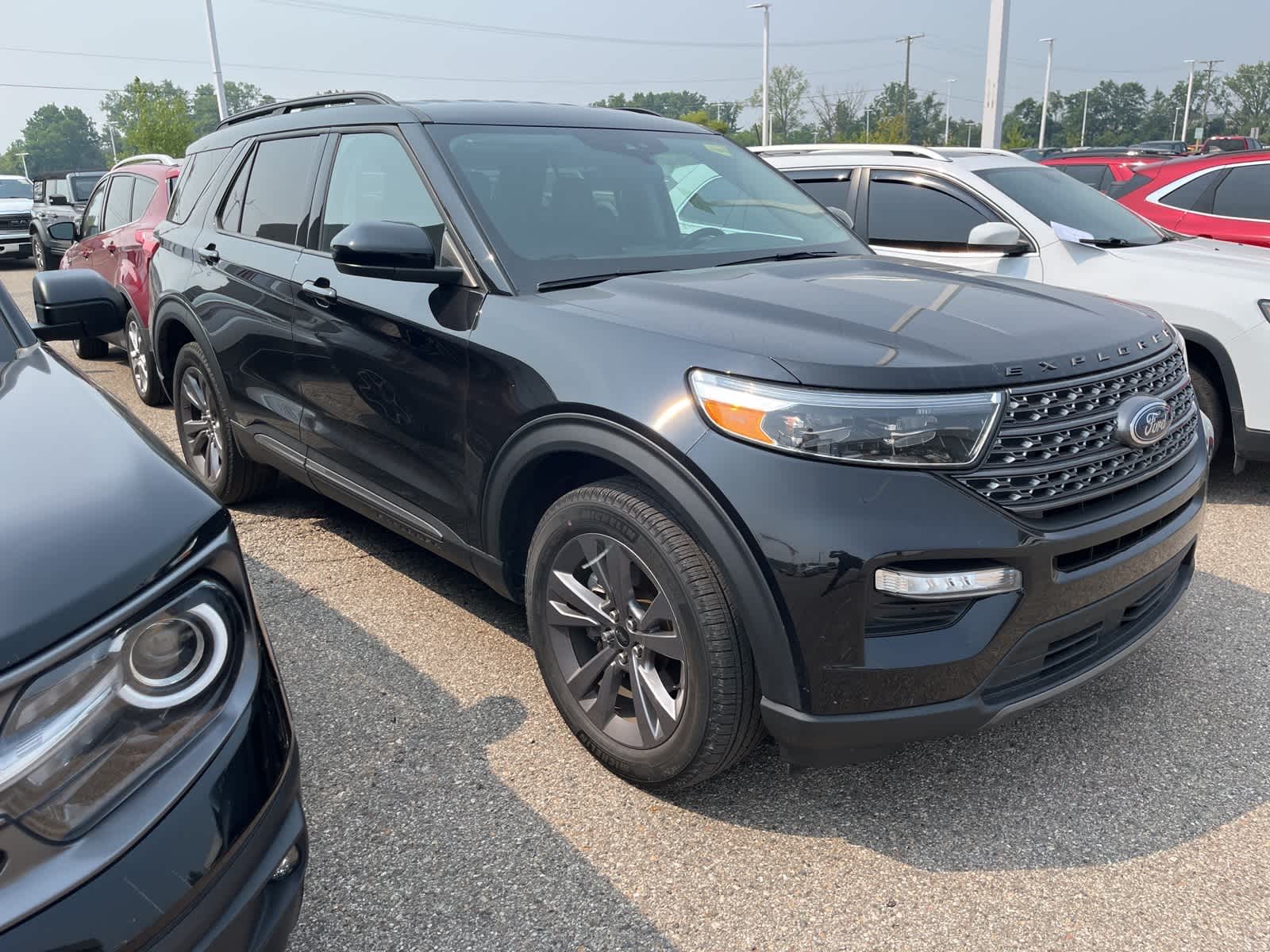 Thumbnail: 2023 Ford Explorer - 16