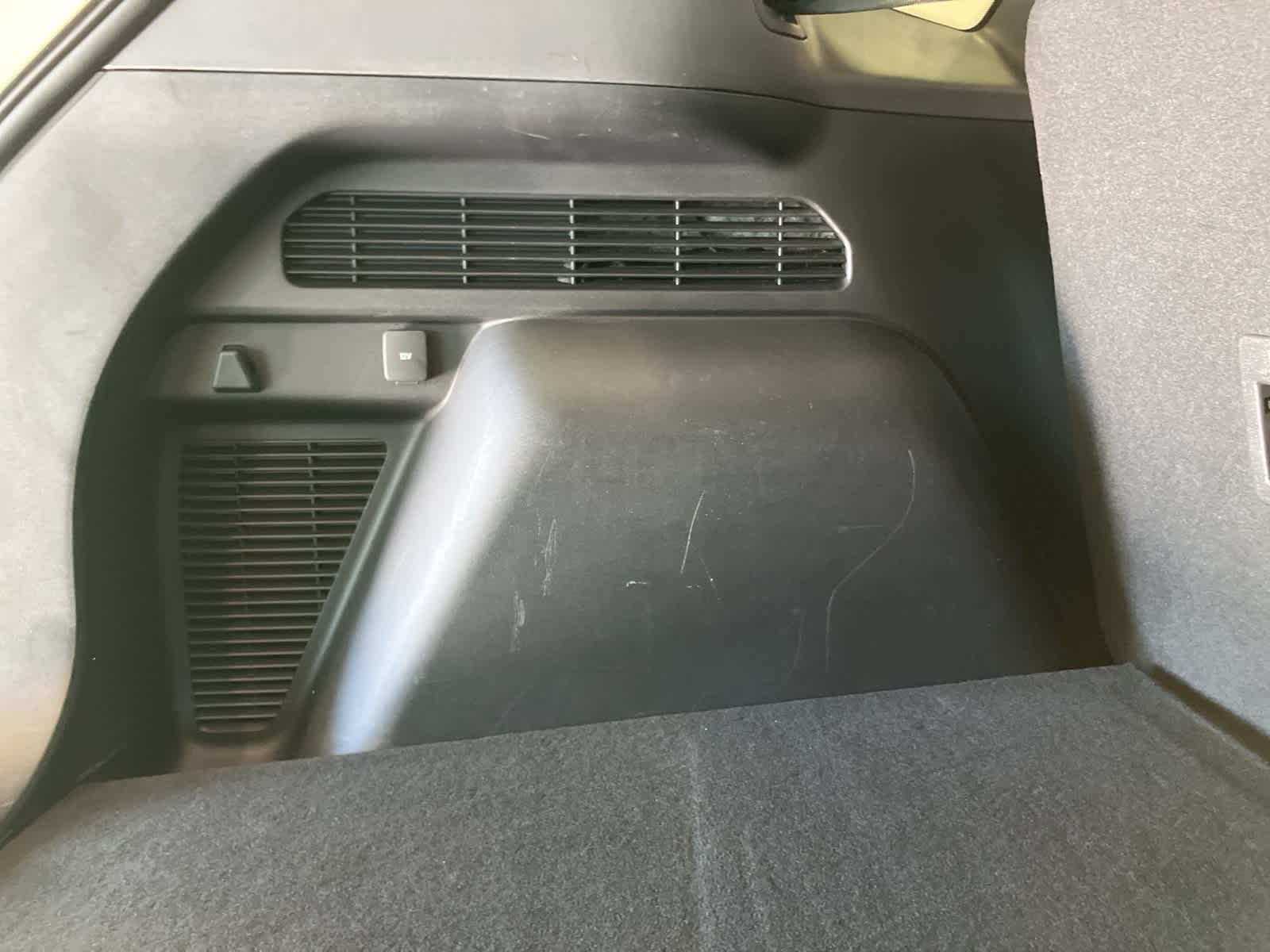 Thumbnail: 2023 Ford Escape - 31