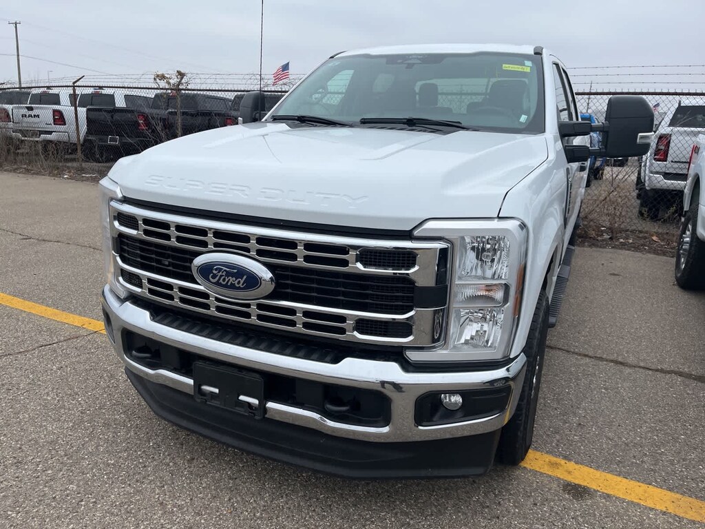 Used 2024 Ford Super Duty F-250 SRW XLT Truck