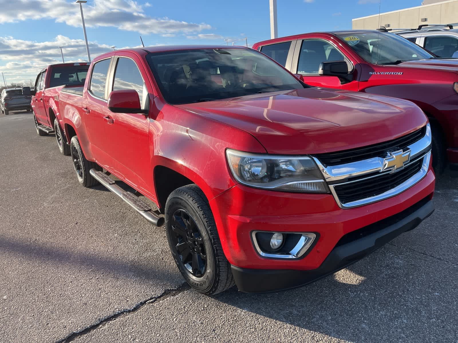 Thumbnail: 2018 Chevrolet Colorado - 21