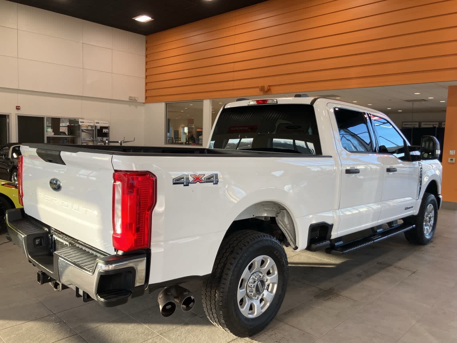 Thumbnail: 2024 Ford Econoline - 5