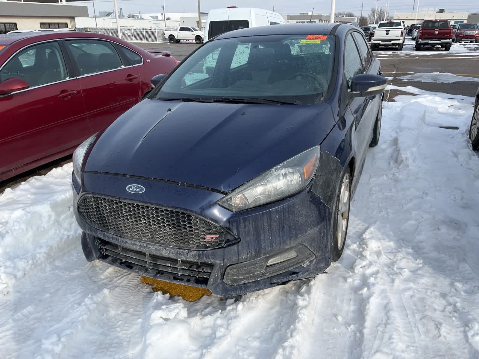 Thumbnail: 2017 Ford Focus - 4