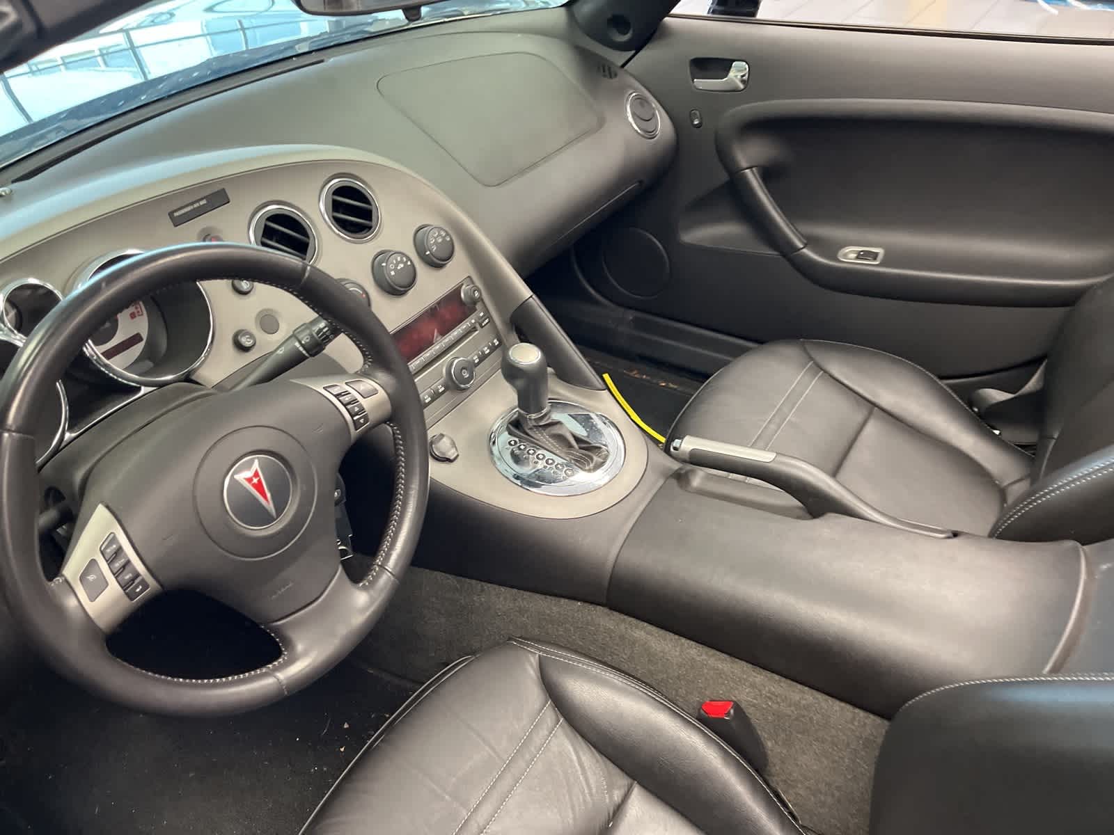 Thumbnail: 2007 Pontiac Solstice - 24