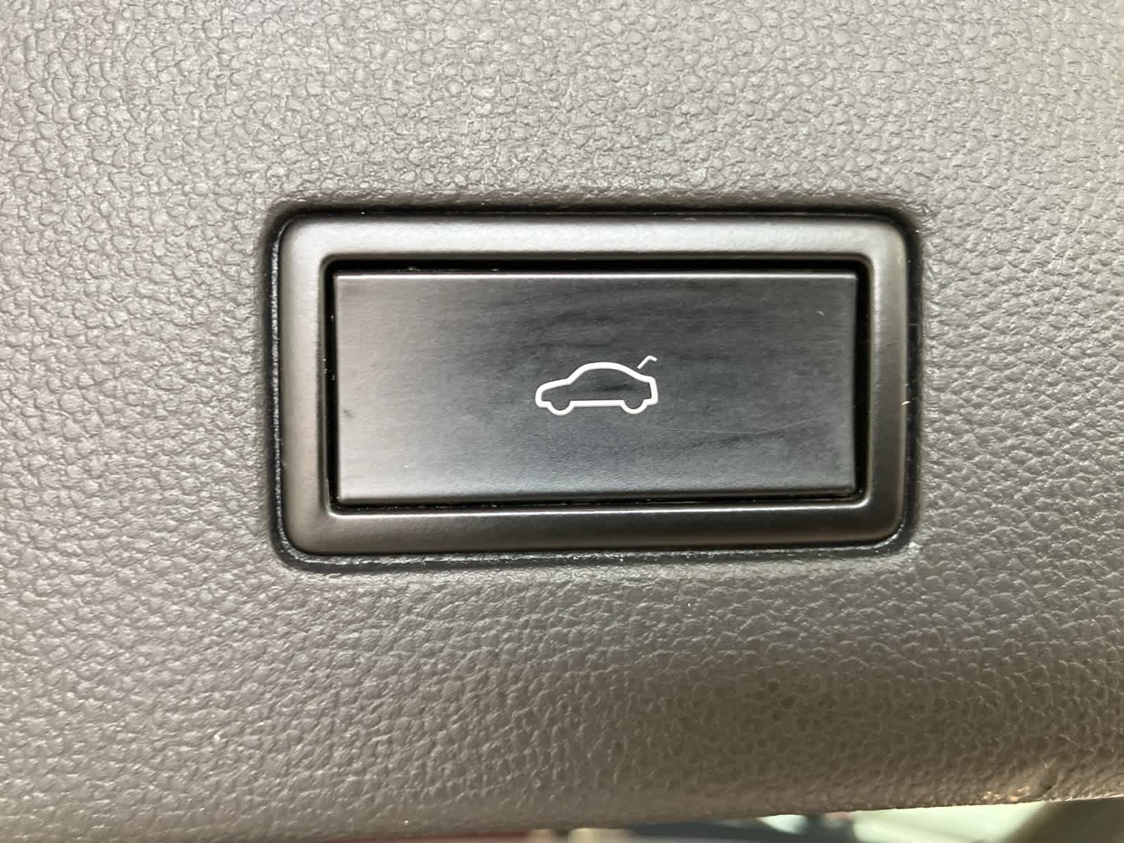 Thumbnail: 2019 Volkswagen Atlas - 30