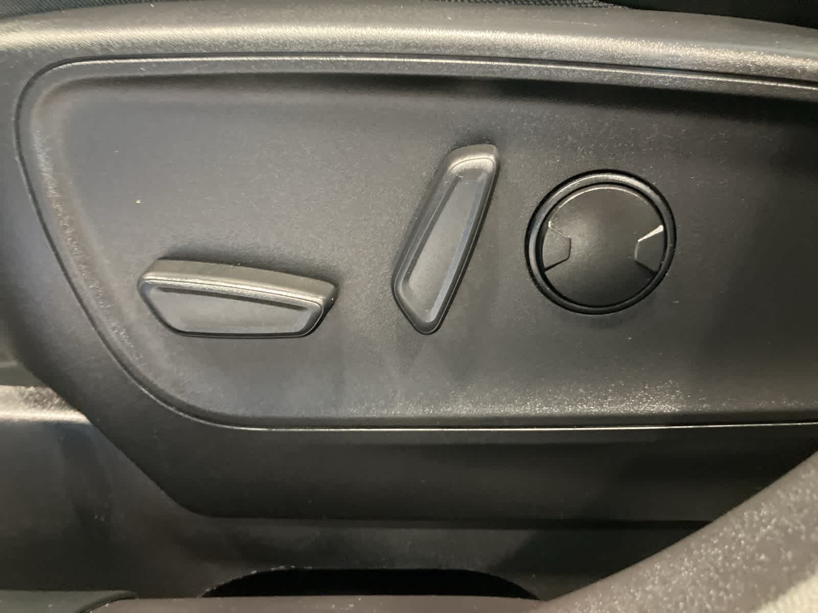 Thumbnail: 2023 Ford Escape - 12