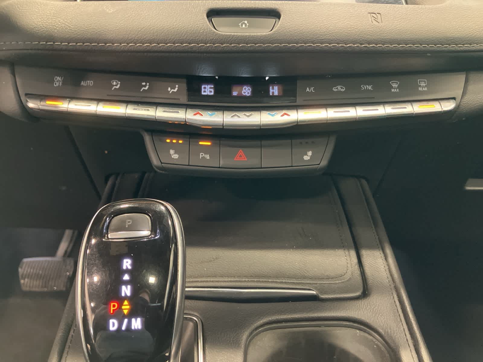 Thumbnail: 2021 Cadillac XT4 - 21