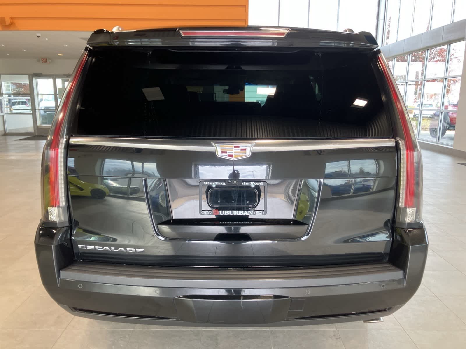 Thumbnail: 2017 Cadillac Escalade - 6