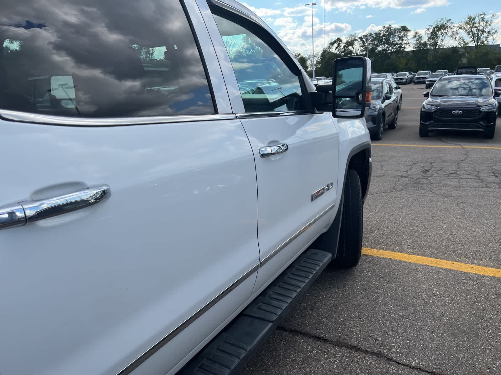 Thumbnail: 2015 GMC Sierra 2500 - 18