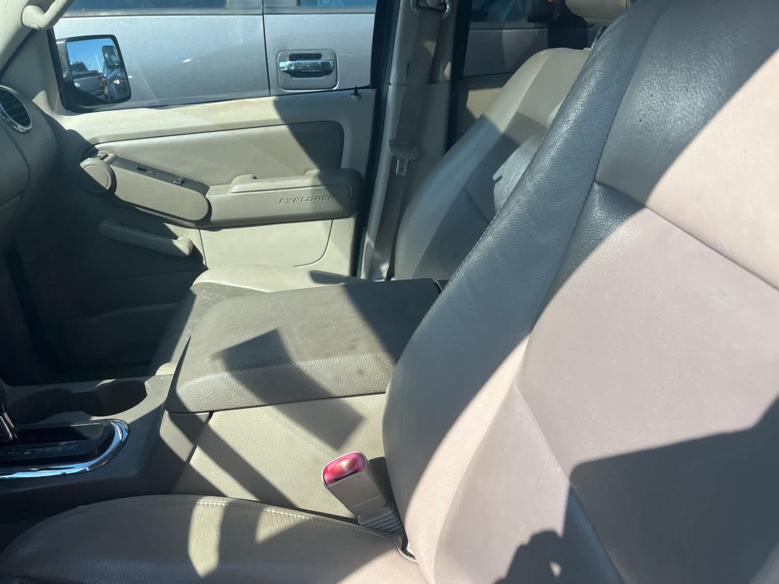 Thumbnail: 2007 Ford Explorer - 25