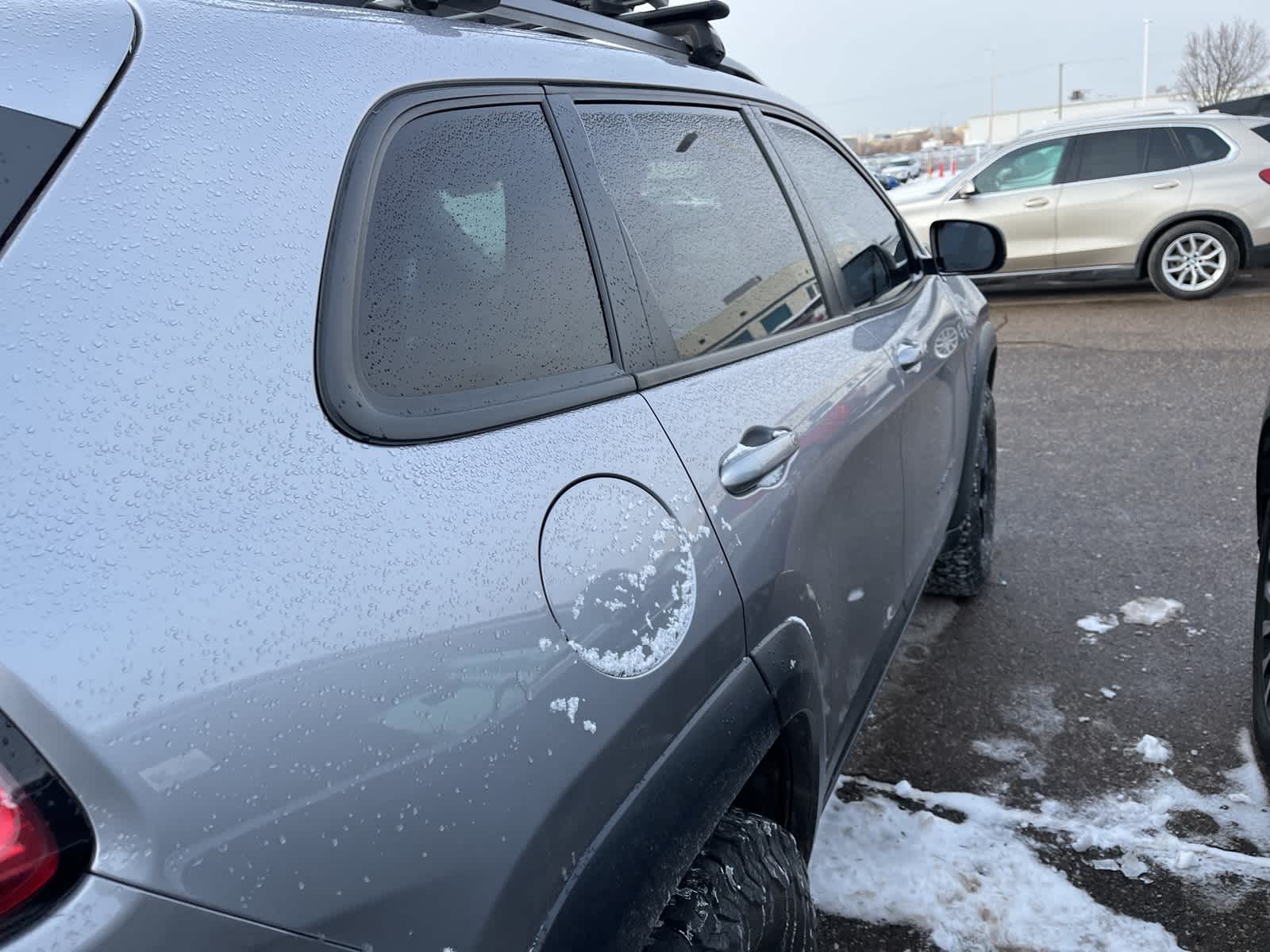 Thumbnail: 2020 Jeep Cherokee - 15