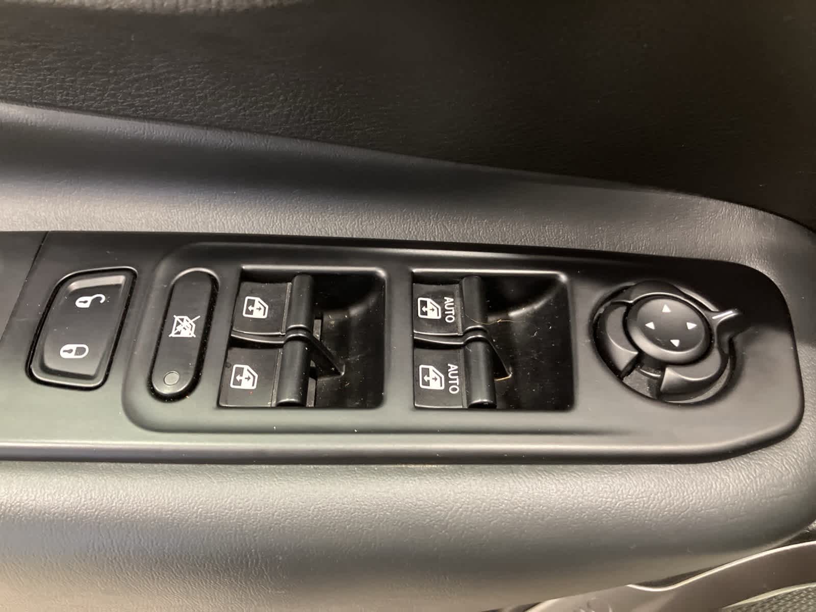 Thumbnail: 2023 Jeep Renegade - 12