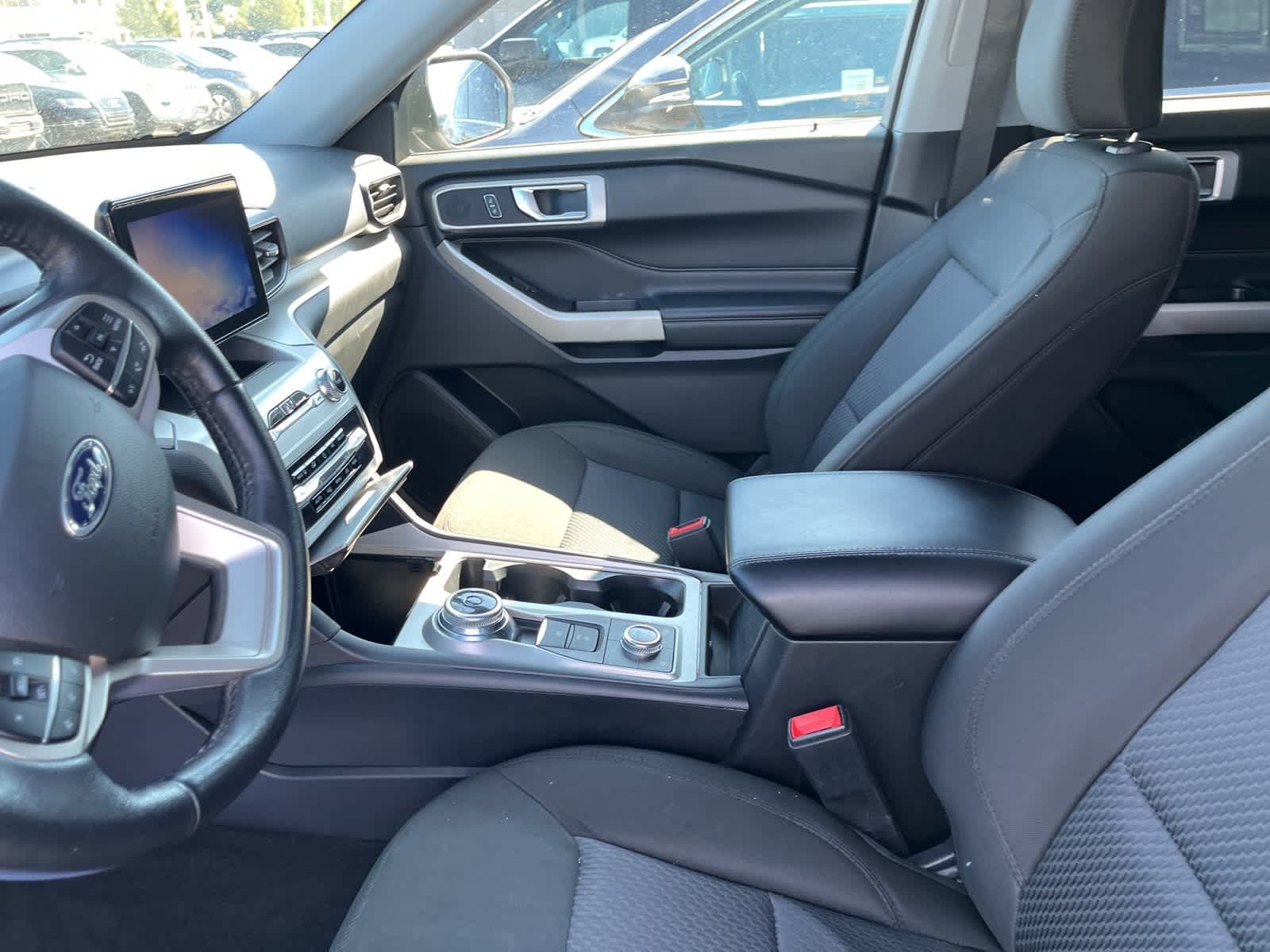 Thumbnail: 2022 Ford Explorer - 23