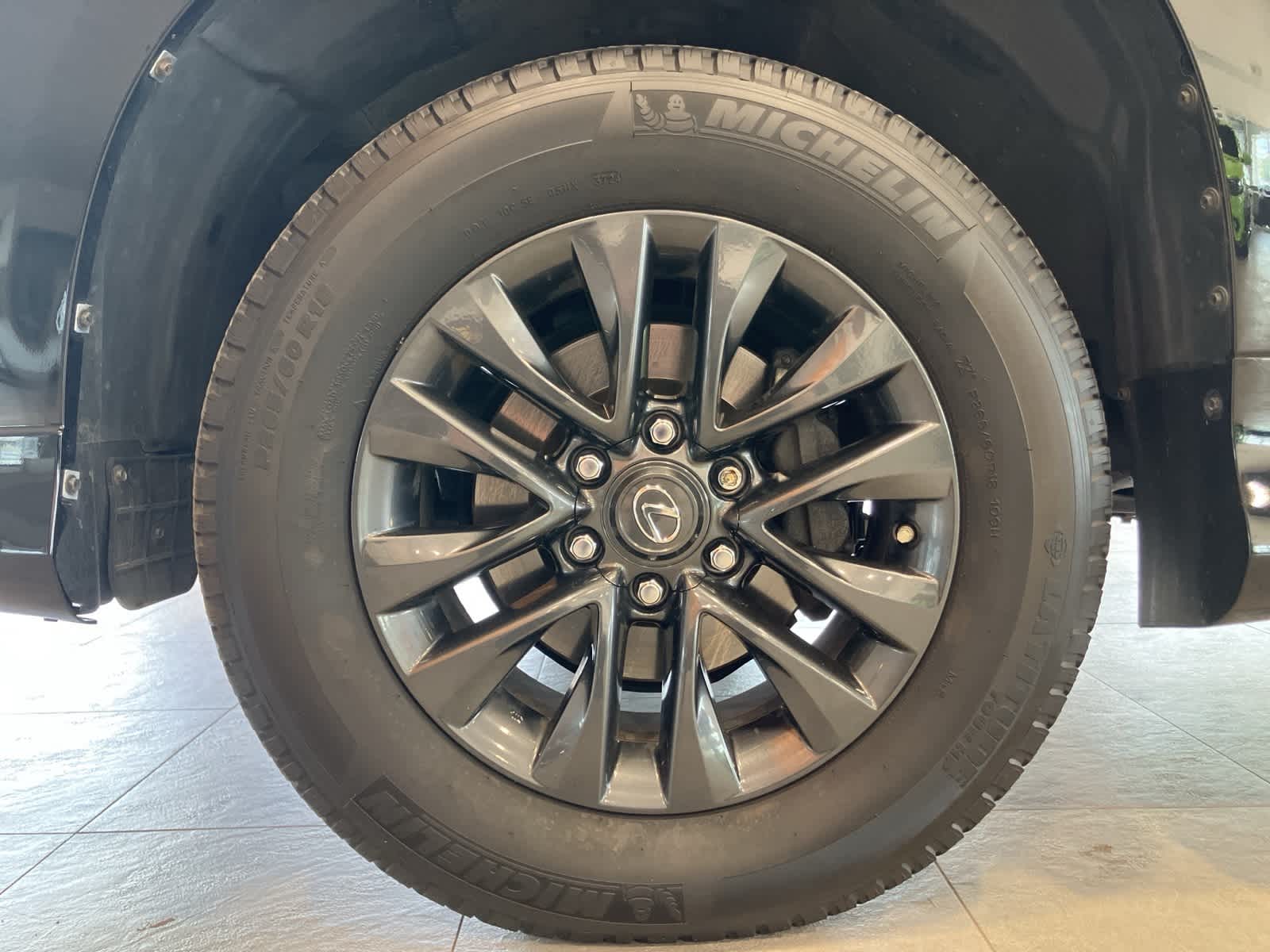 Thumbnail: 2021 Lexus GX - 9