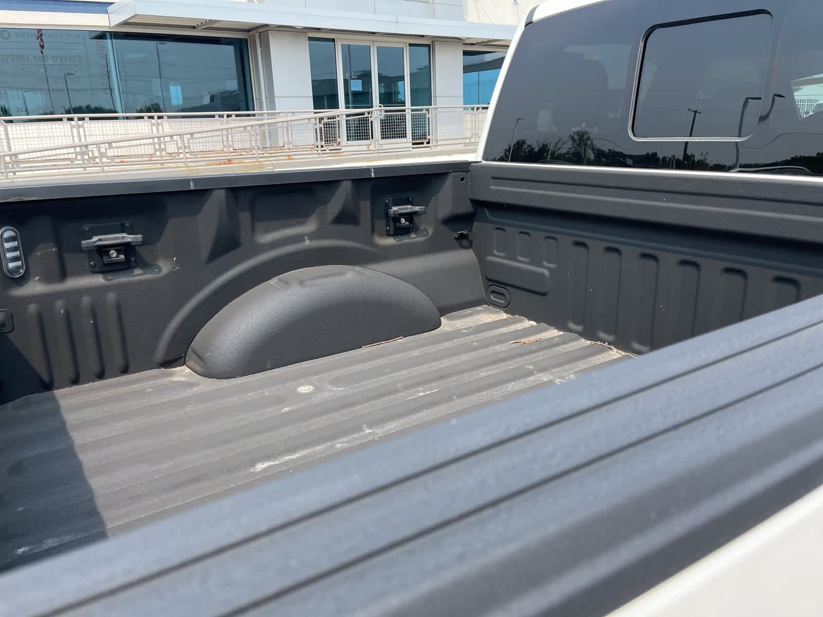 Thumbnail: 2017 Ford F-150 - 14