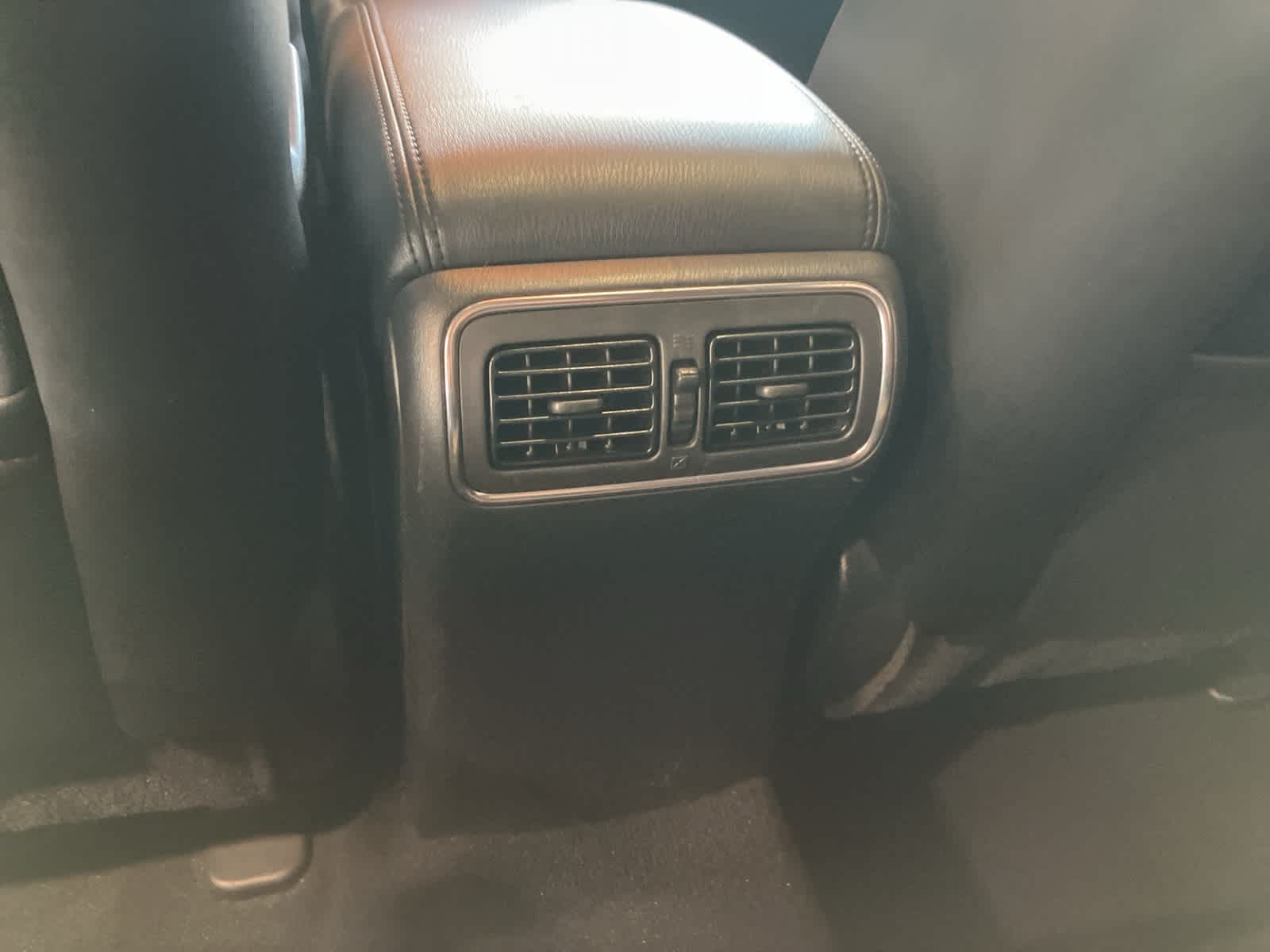 Thumbnail: 2010 INFINITI EX35 - 22