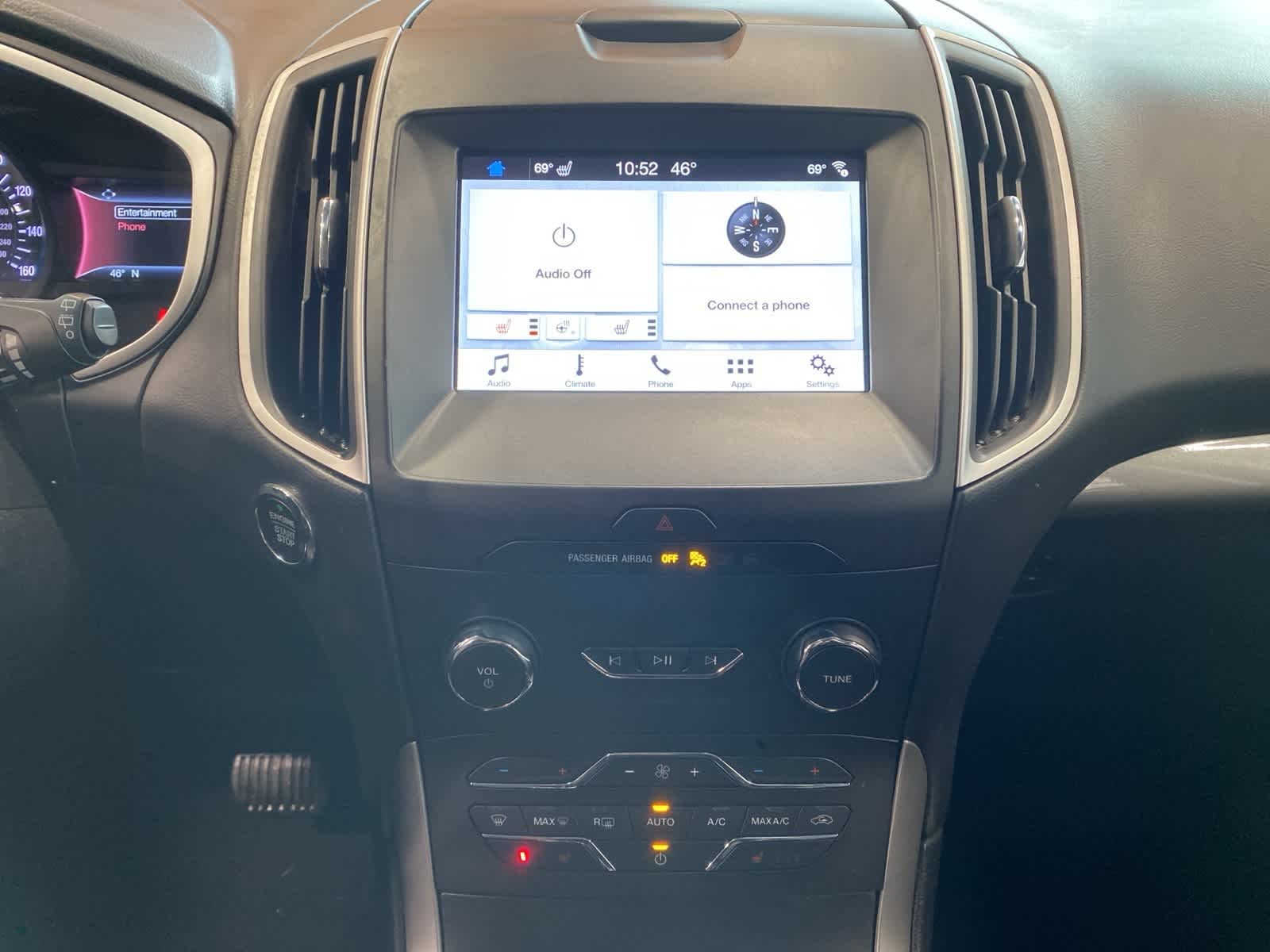 Thumbnail: 2019 Ford Edge - 12