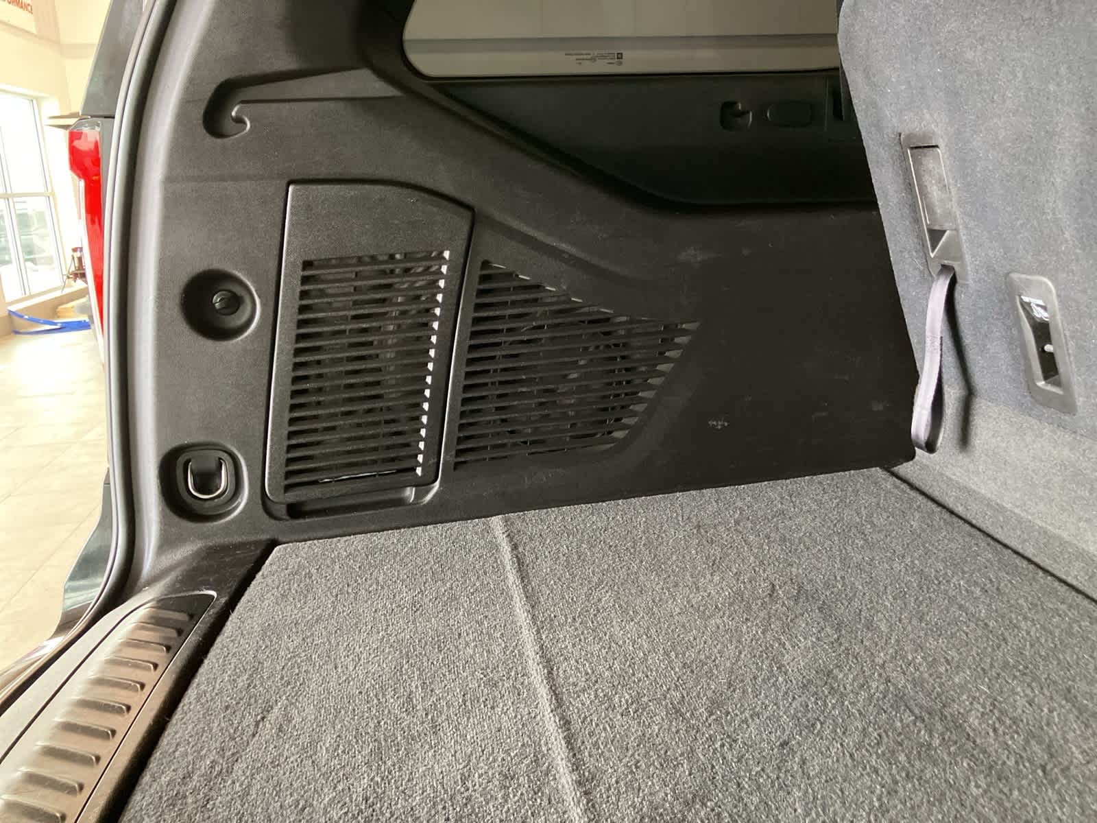 Thumbnail: 2021 GMC Yukon XL - 31