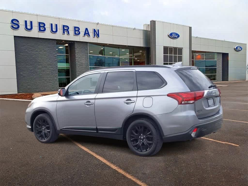 2019 Mitsubishi Outlander LE 6