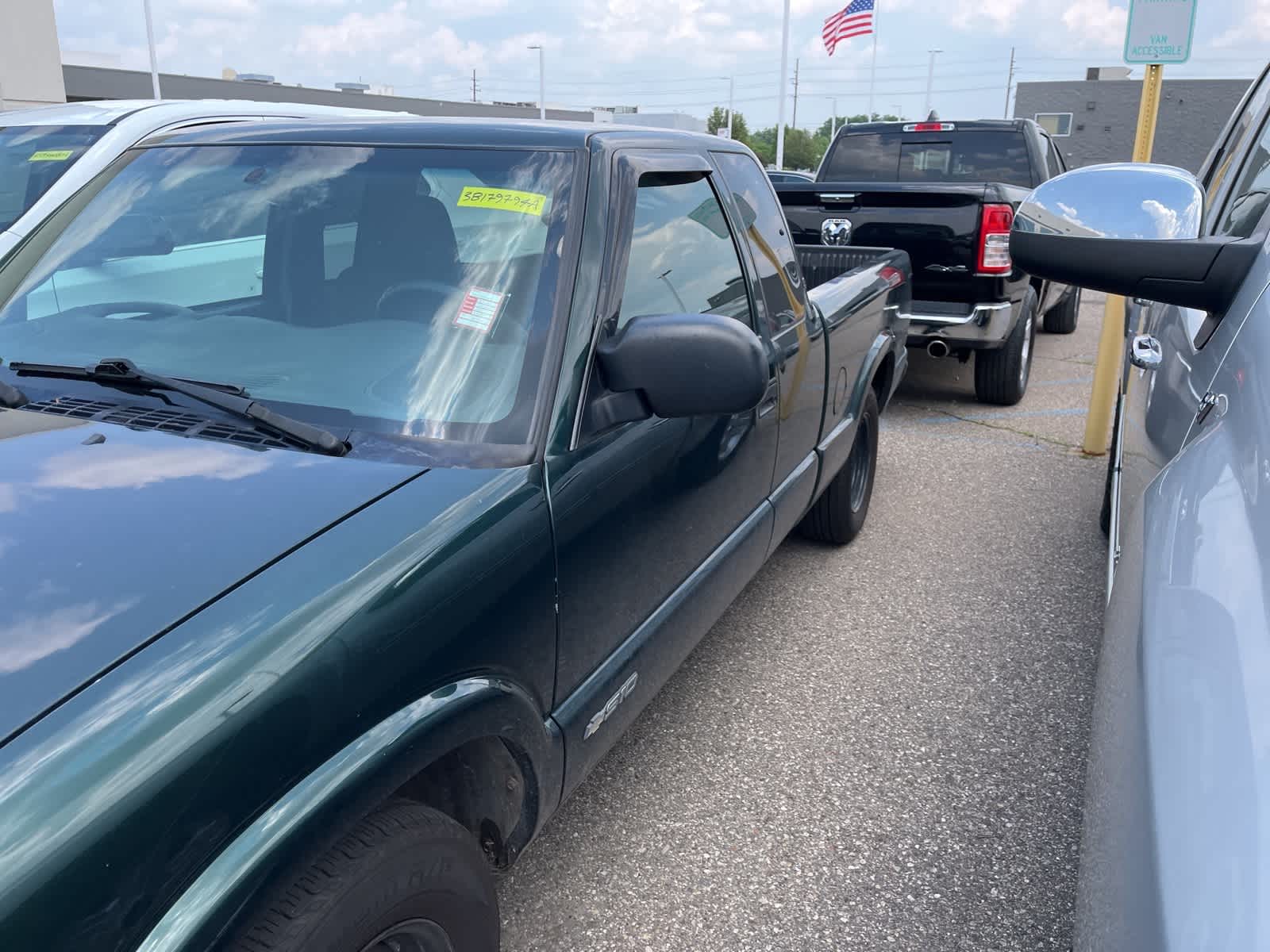 2003 Chevrolet S-10 LS 6