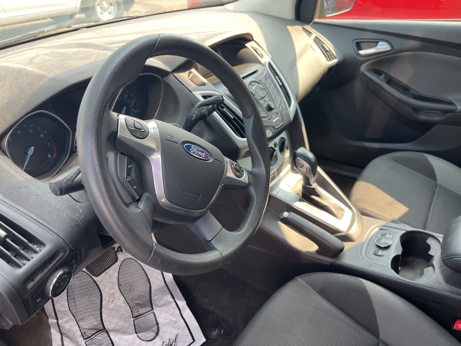 Thumbnail: 2014 Ford Focus - 22