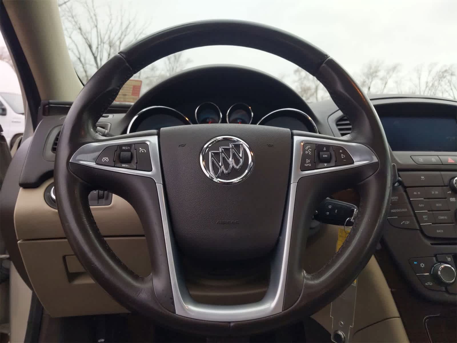 2011 Buick Regal CXL Turbo 23