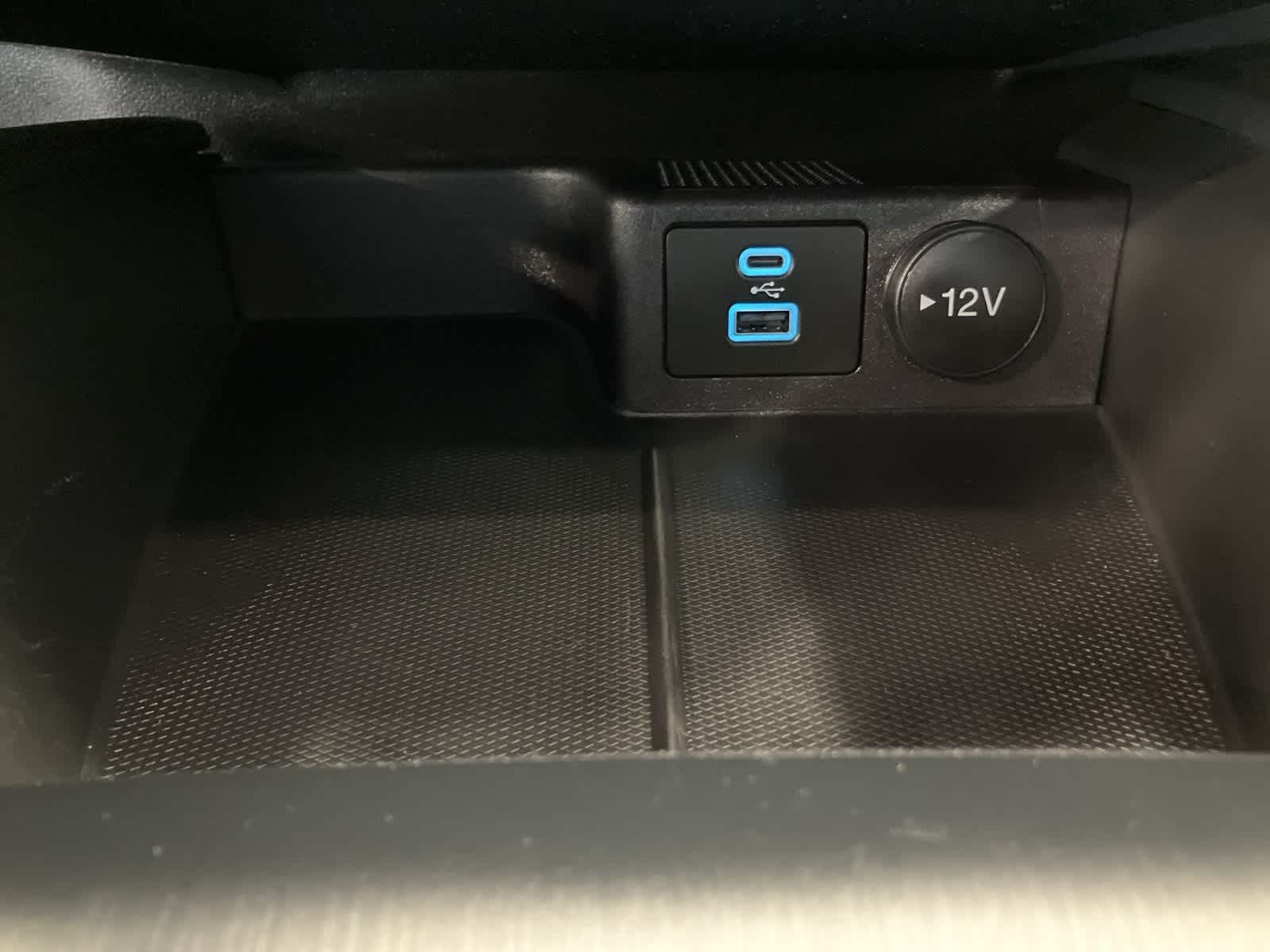 Thumbnail: 2022 Ford Escape - 16