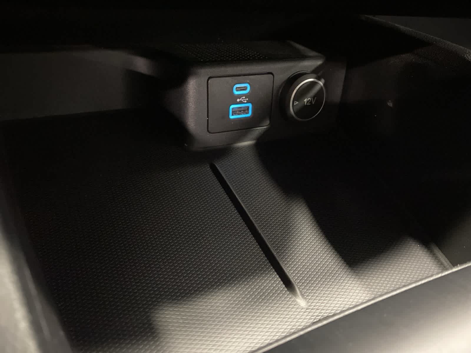 Thumbnail: 2021 Ford Escape - 24