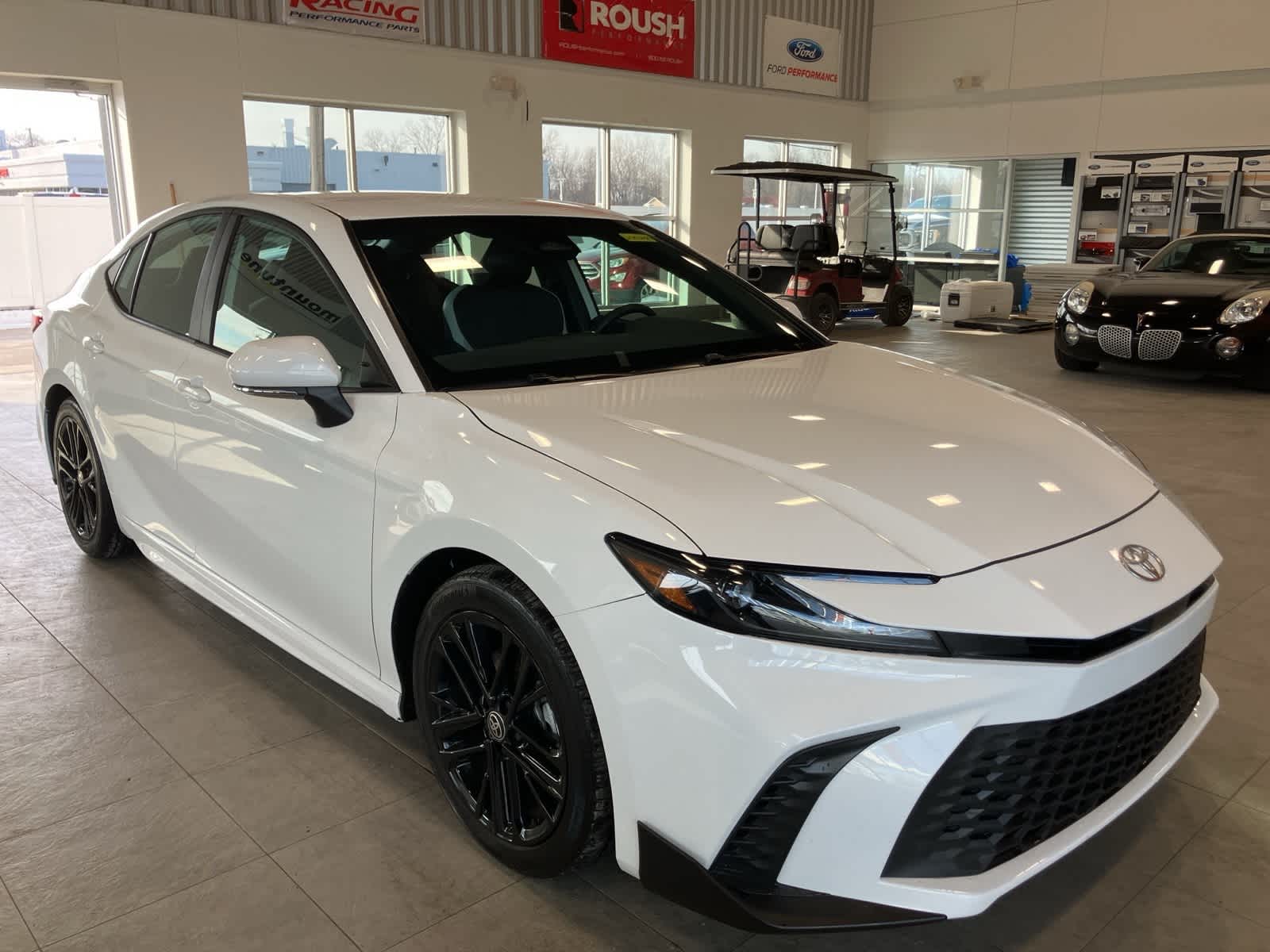 Thumbnail: 2025 Toyota Camry - 3