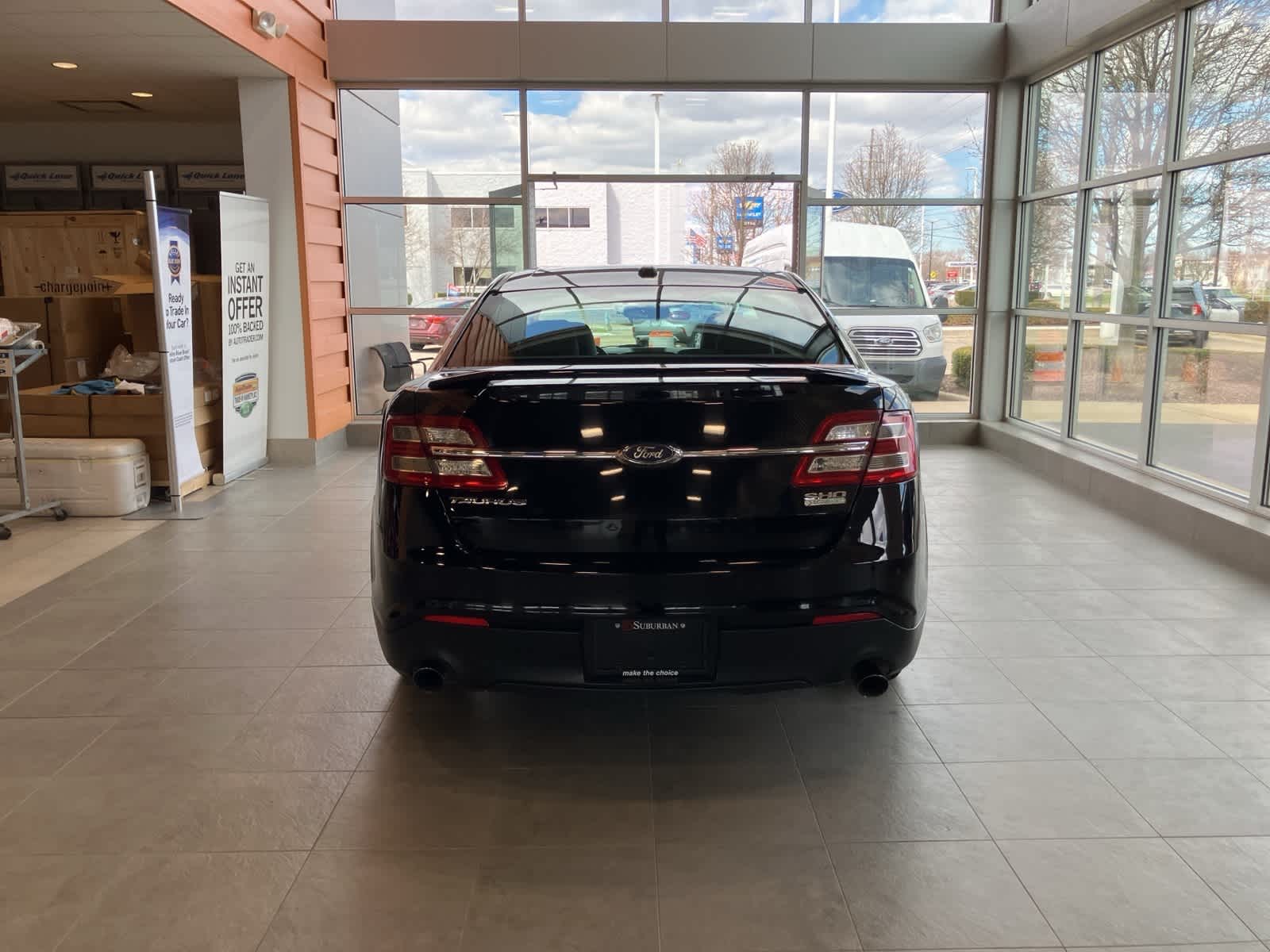 2016 Ford Taurus SHO 5