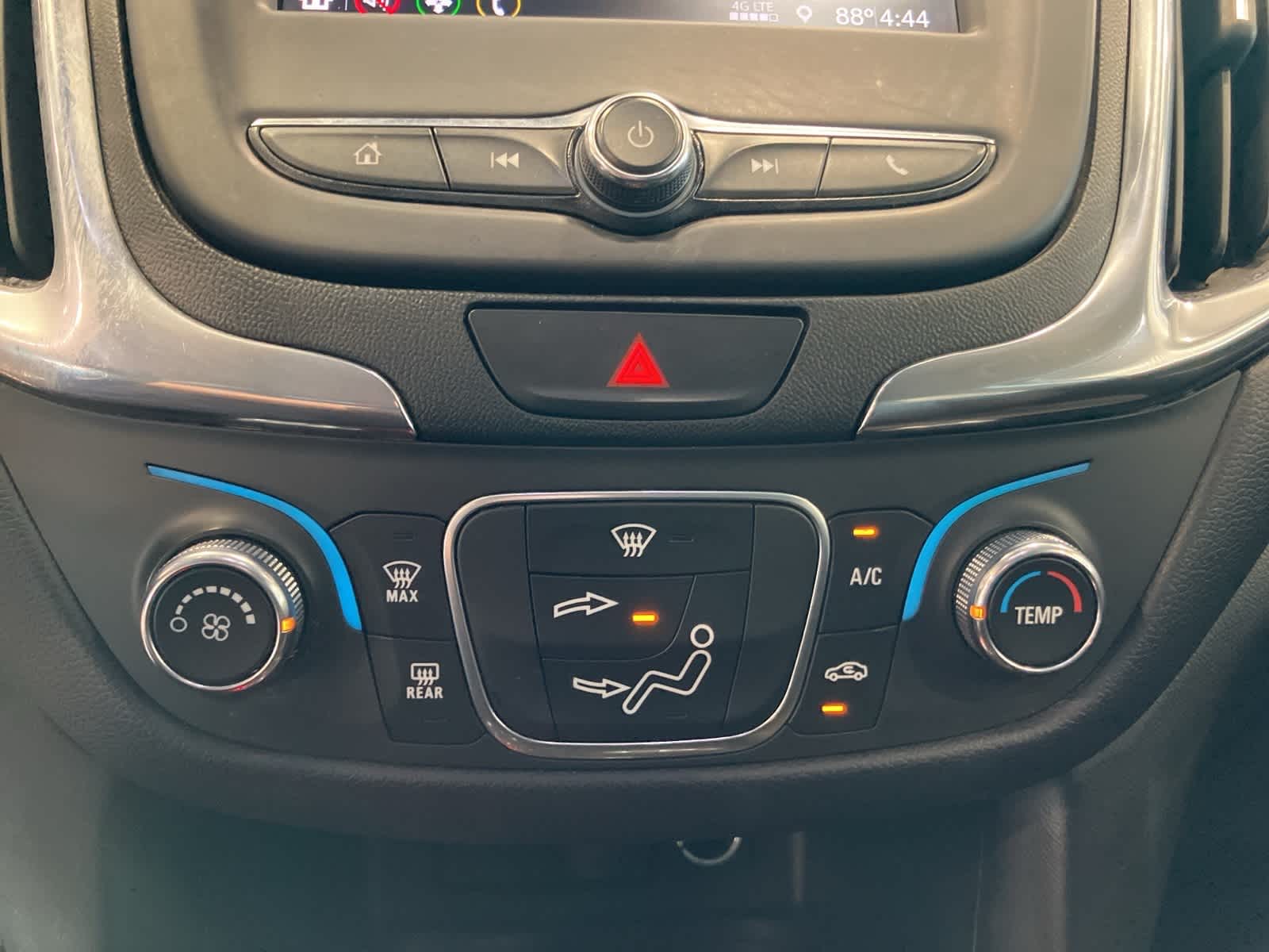 Thumbnail: 2020 Chevrolet Equinox - 16