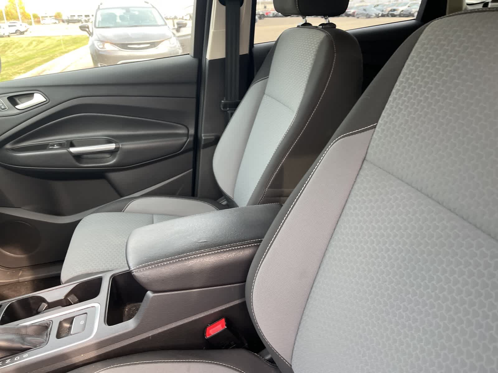 Thumbnail: 2017 Ford Escape - 24