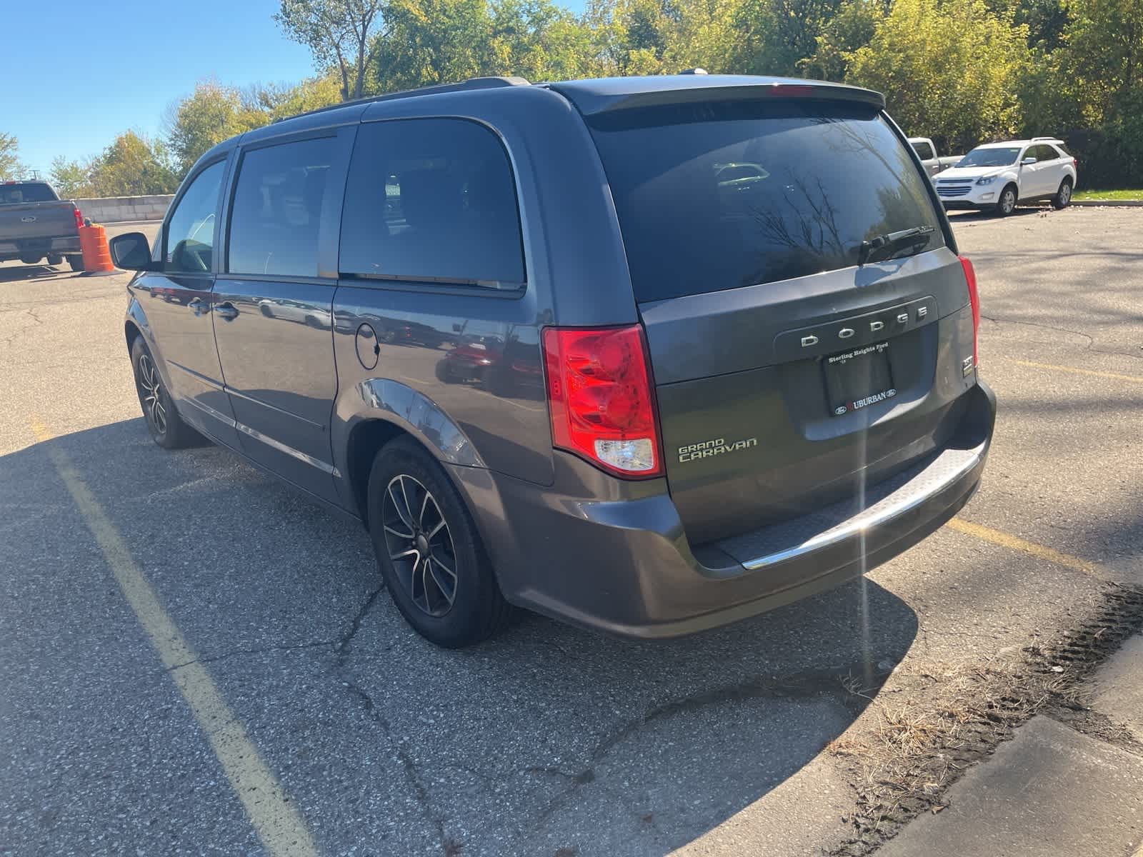 Thumbnail: 2017 Dodge Grand Caravan - 9