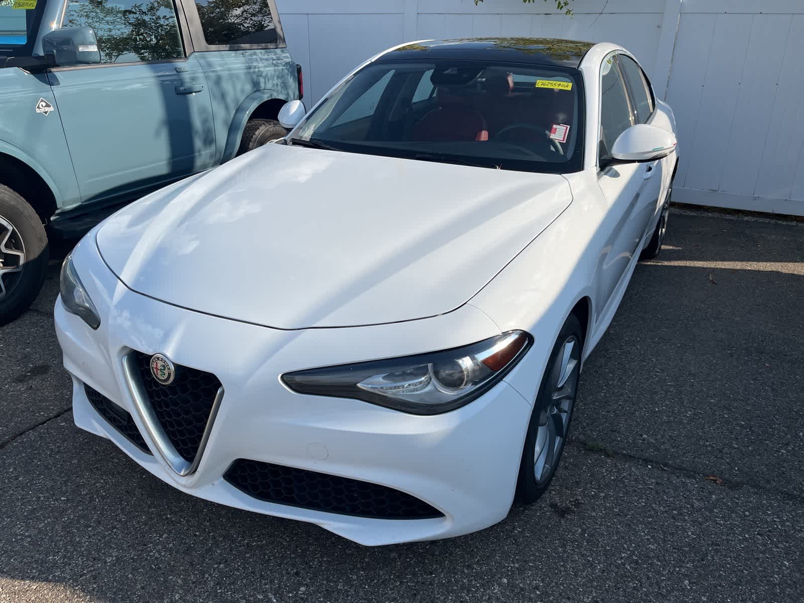 2020 Alfa Romeo Giulia Base photo 3