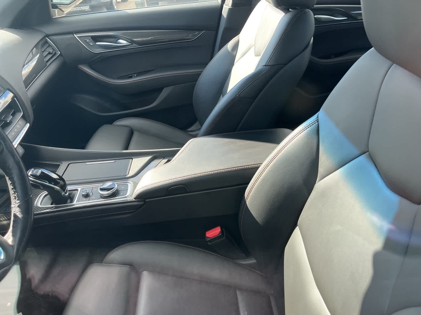 Thumbnail: 2021 Cadillac CT5 - 25