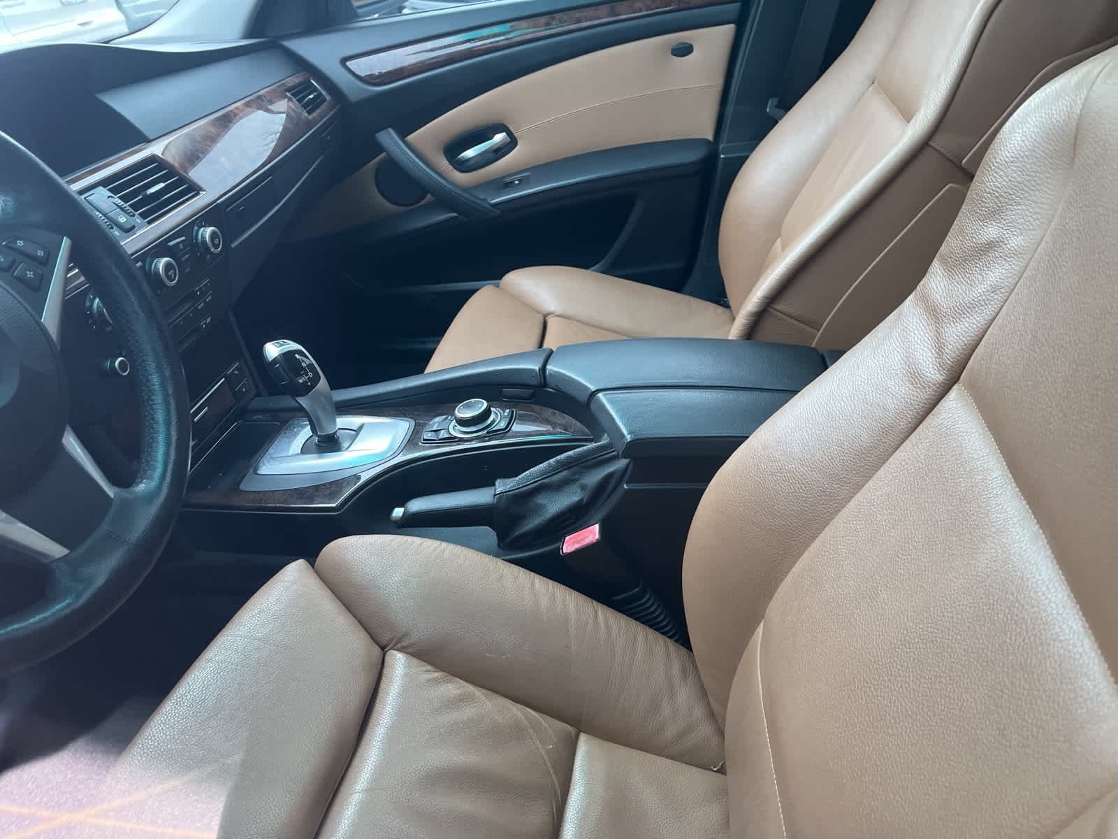 Thumbnail: 2009 BMW 5 Series - 27
