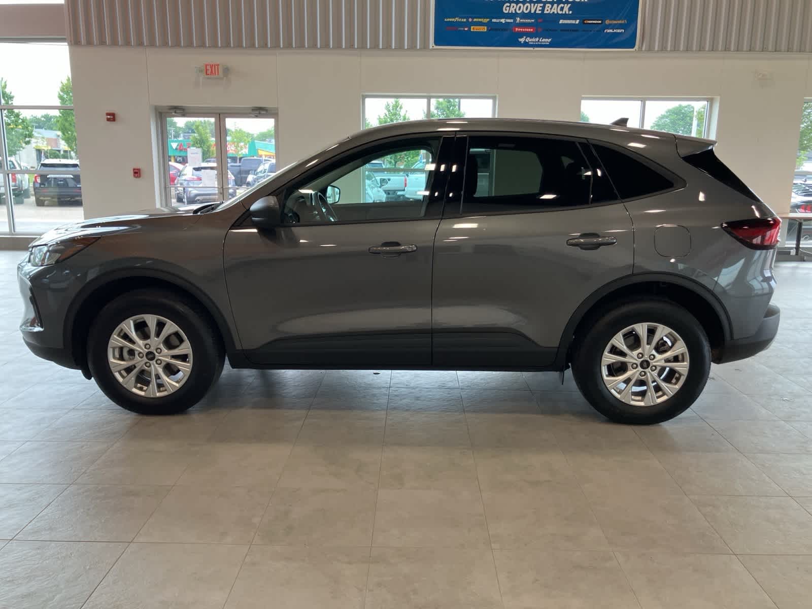 Thumbnail: 2025 Ford Escape - 8