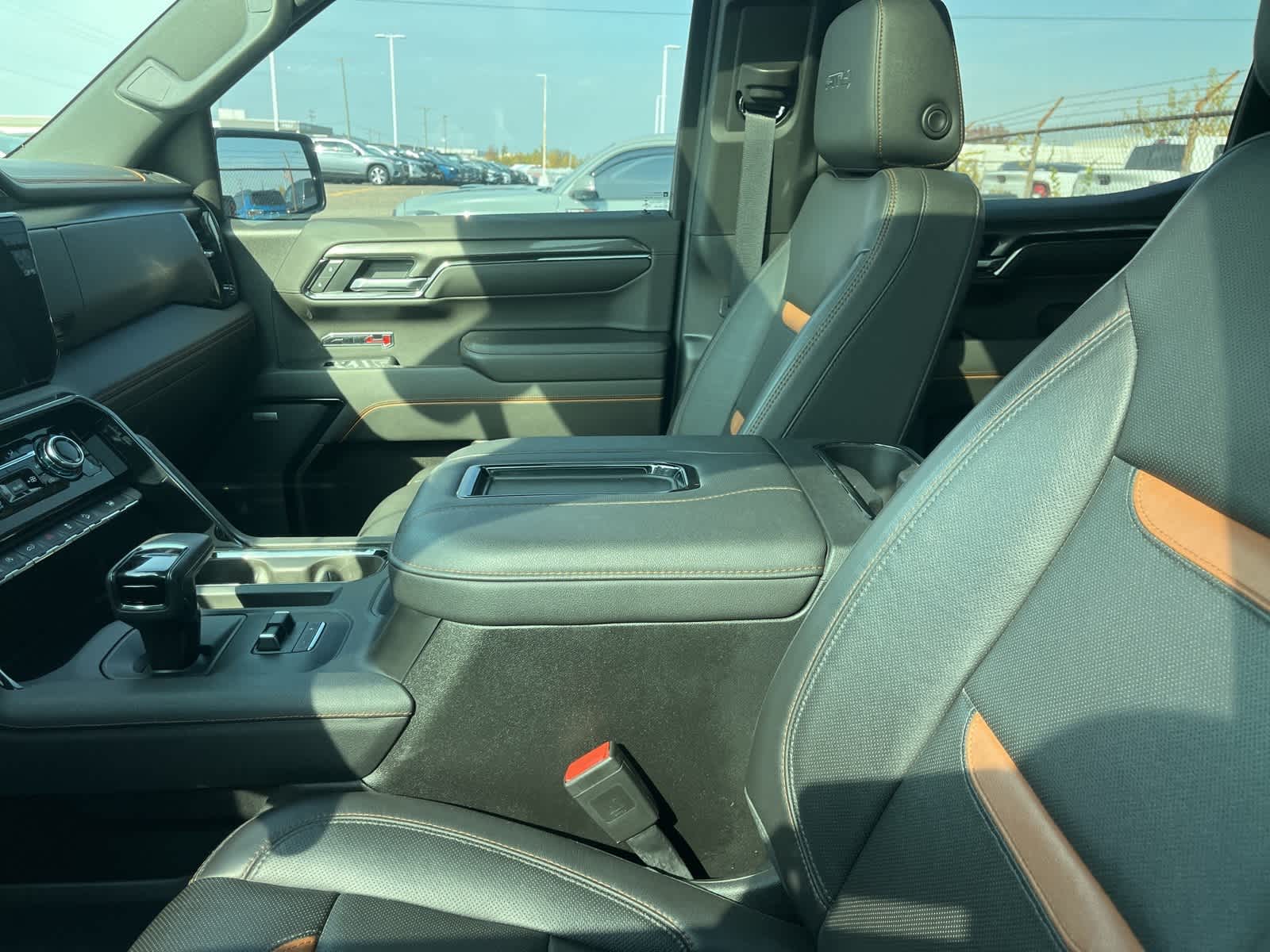 Thumbnail: 2022 GMC Sierra 1500 - 25