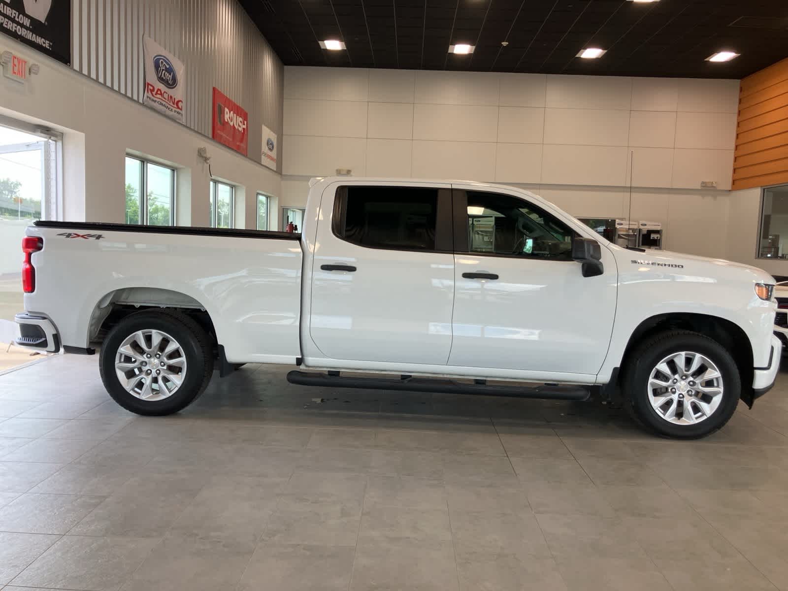 Thumbnail: 2021 Chevrolet Silverado 1500 - 4